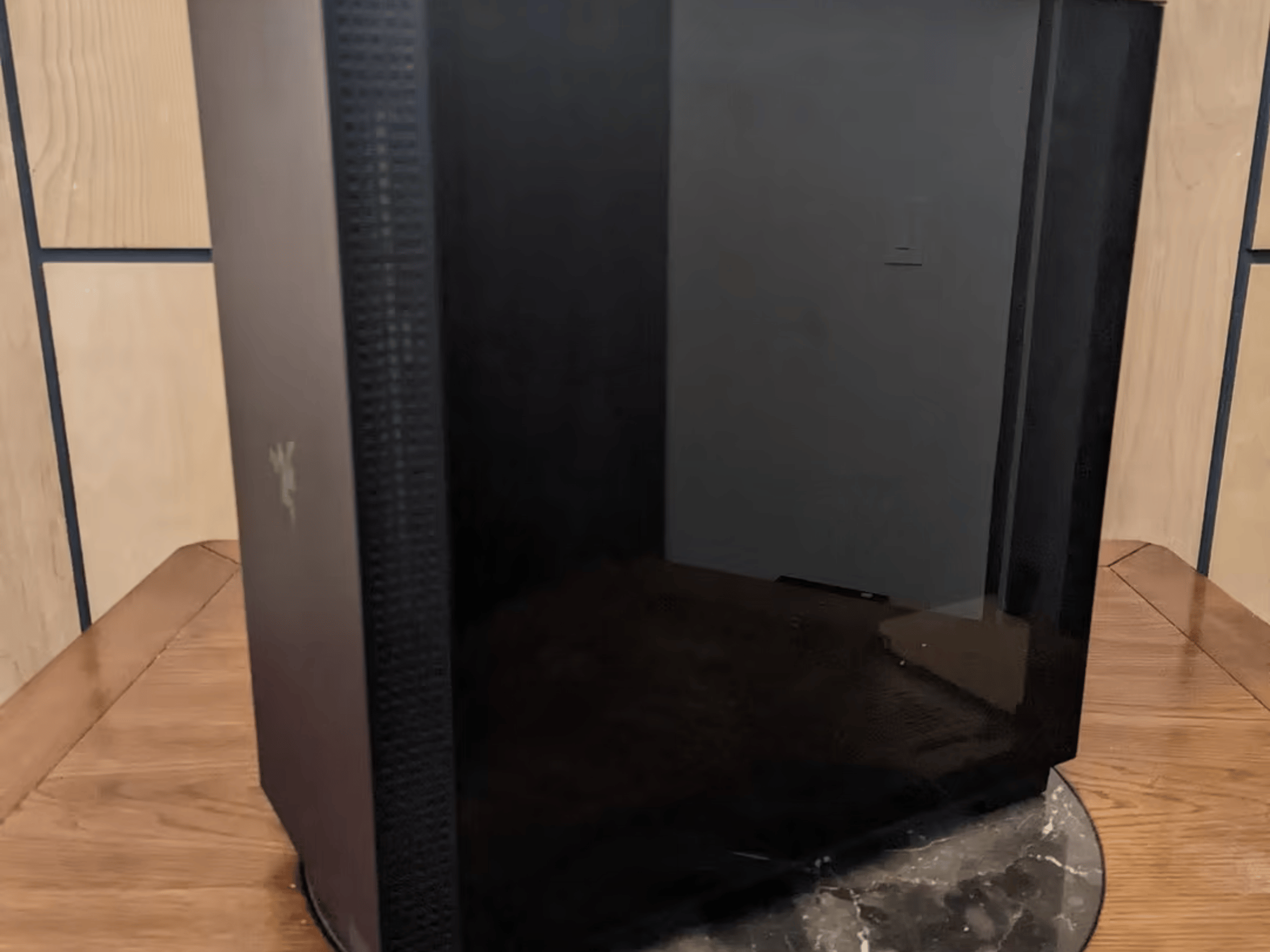 Open Box Like New Razer Tomahawk ATX Mid Tower