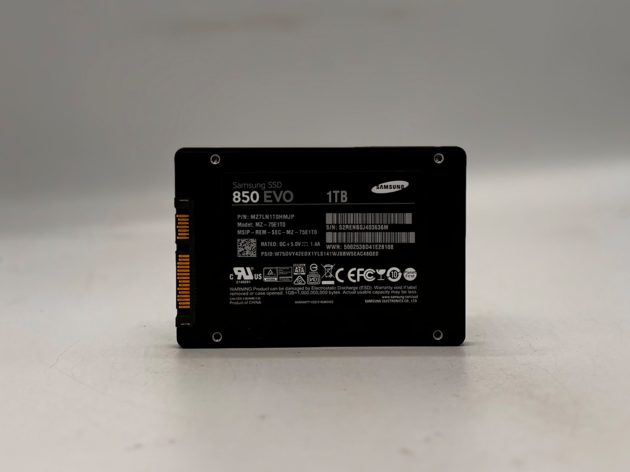 1TB Samsung 850 EVO SSD 2.5”