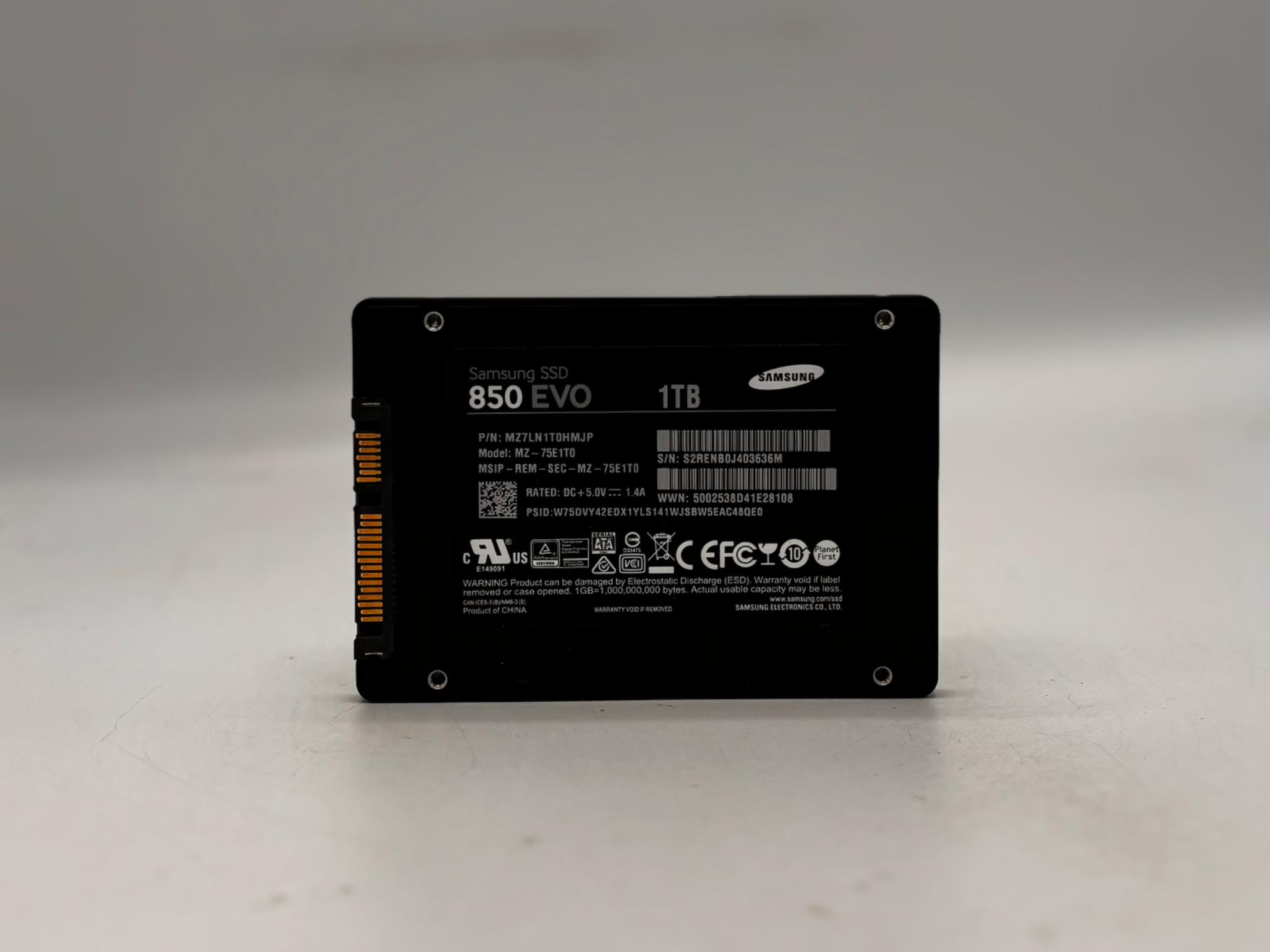 1TB Samsung 850 EVO SSD 2.5”