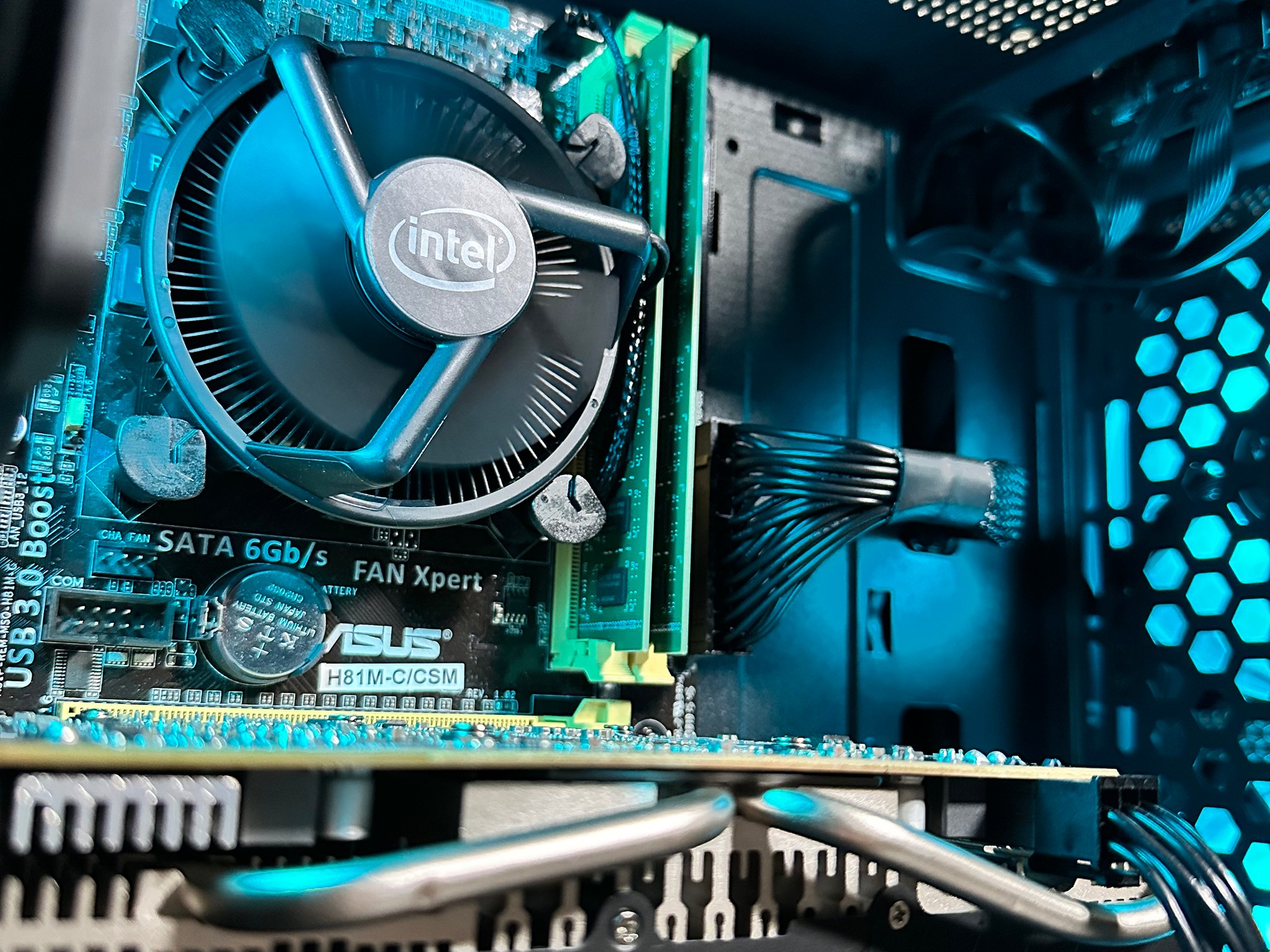 Intel i7 // RX 580 Gaming Pc