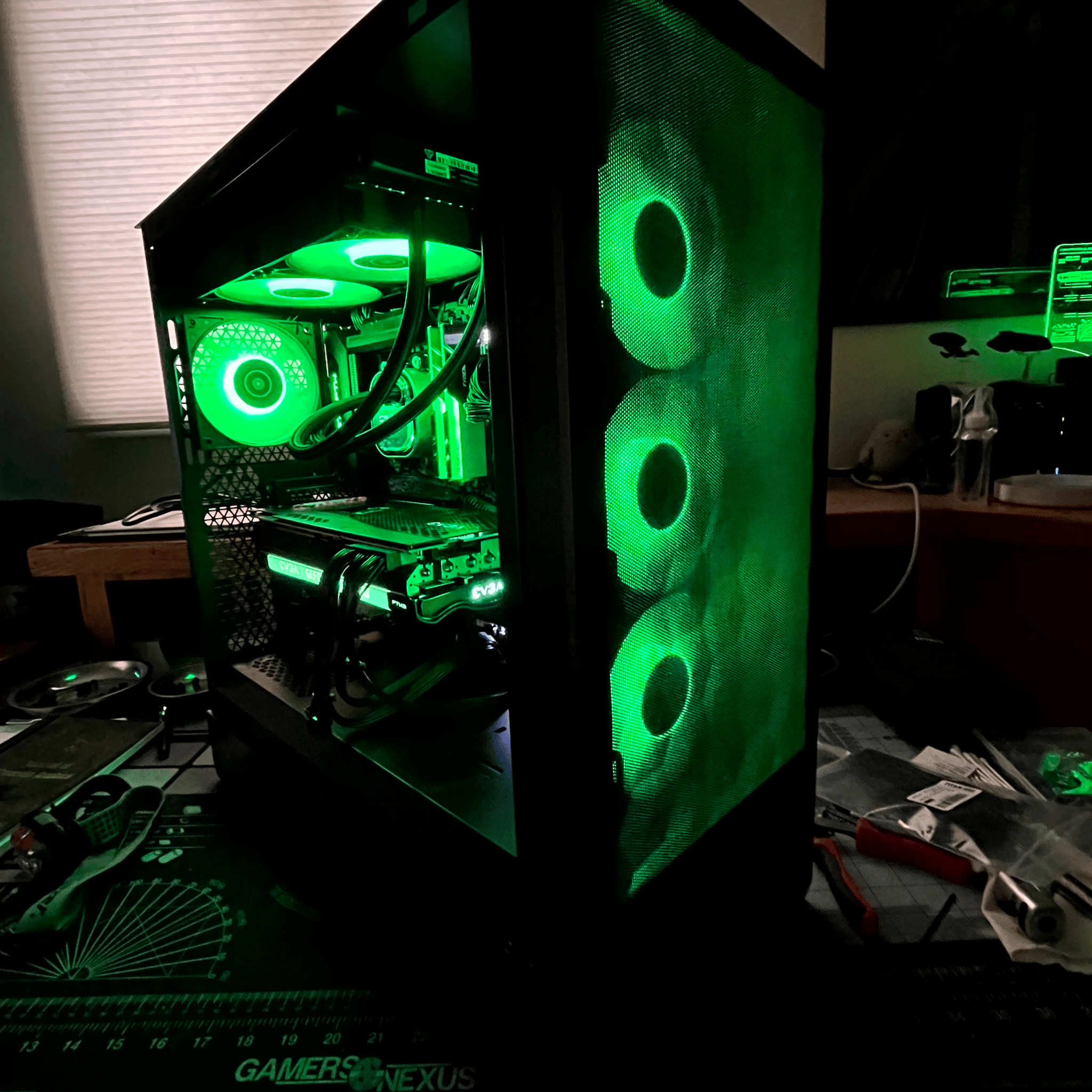 EVGA RTX 3080, Ryzen 7 5800X; 32G 3600Mhz RAM; EVGA AIO