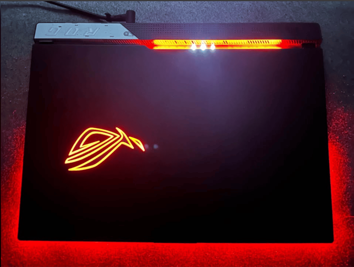ASUS ROG Strix Scar 15 (2022) / i9-12900H / RTX 3060 / 2.5TB NVMe SSD / 240Hz Display