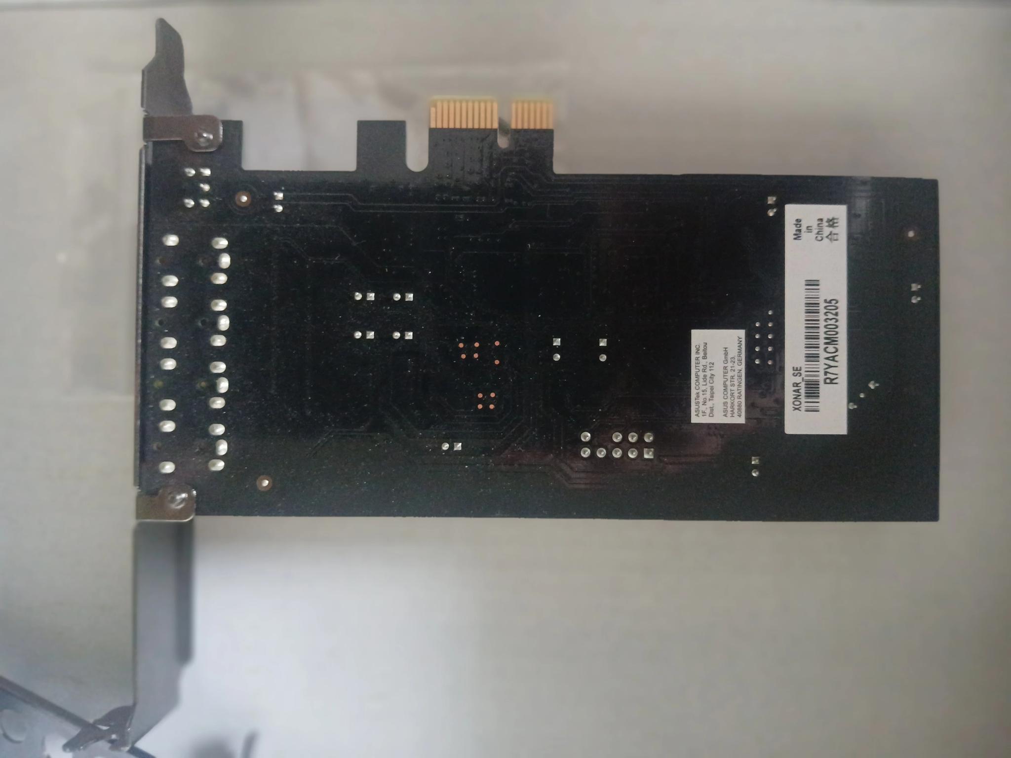 ASUS XONAR SE 5.1 Channel 192kHz/24-bit Hi-Res 116dB SNR PCIe Gaming Sound Card