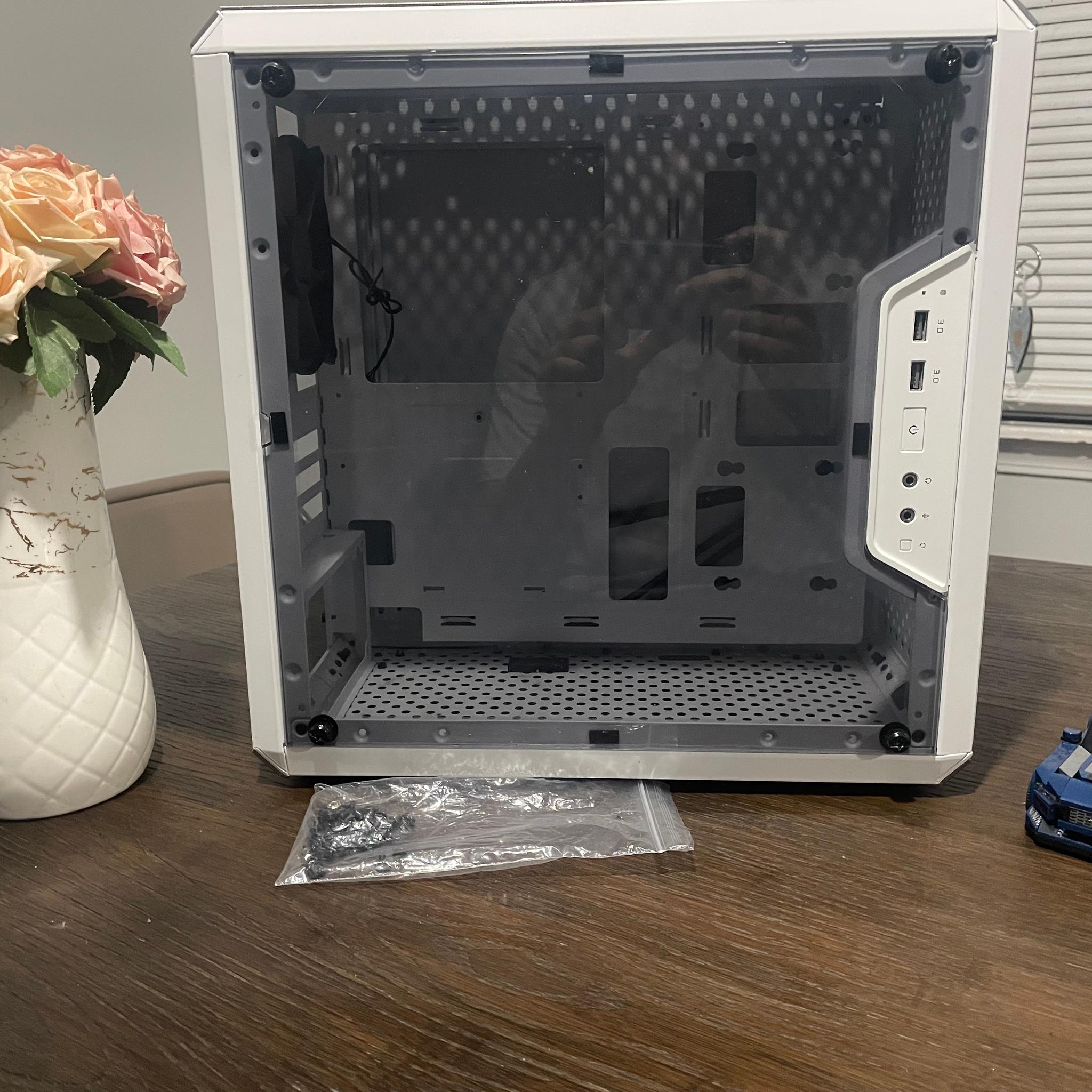 COOLERMASTER MASTER BOX Q300L “White”