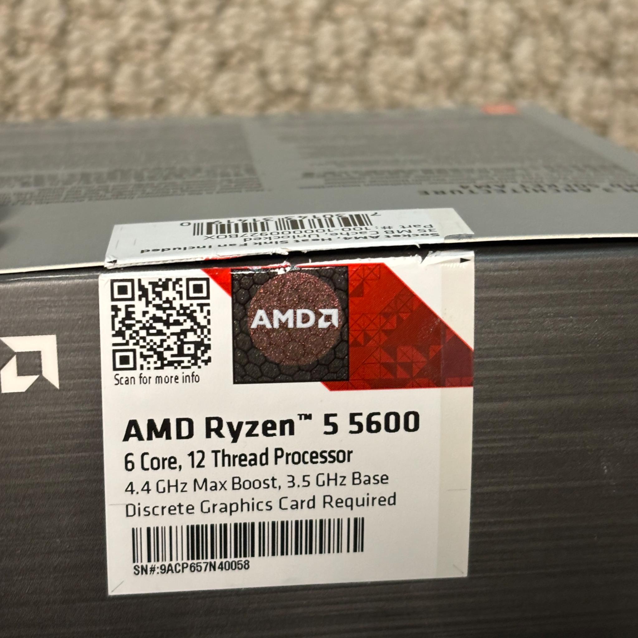 AMD RYZEN 5 5600 includes fan
