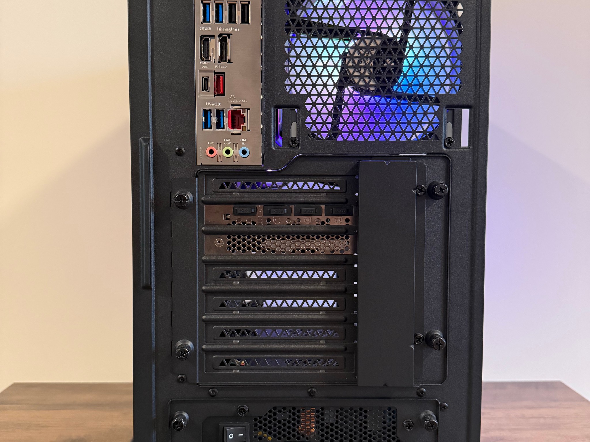 Intel/RTX Gaming PC | Intel i5 12600kf | RTX 4060 ti 8gb | 32gb DDR5 RAM | 1 TB SSD
