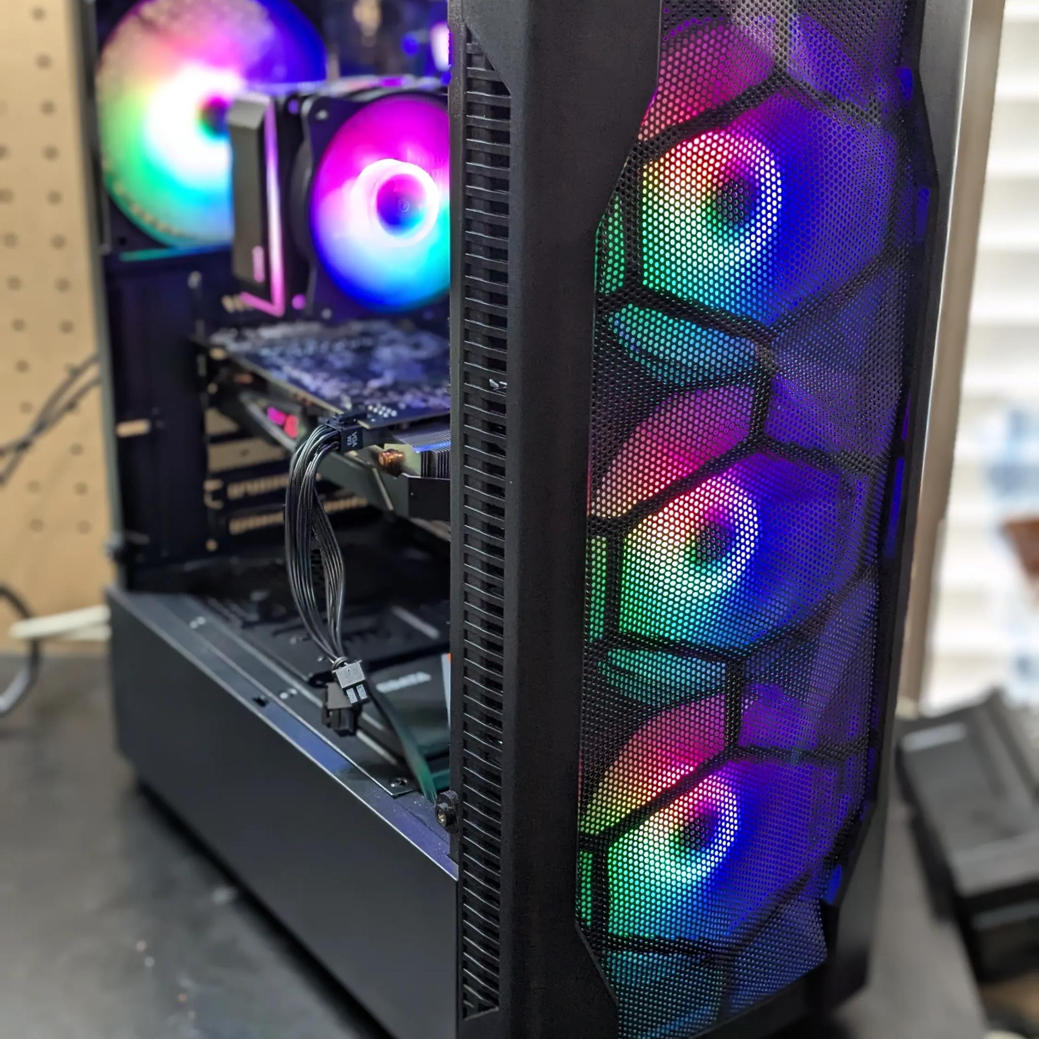 90 FPS Fortnite | 180 Day Warranty | i5-4570 , 16GB RAM, 480GB SSD, RX 570 8GB, RGB, Wifi