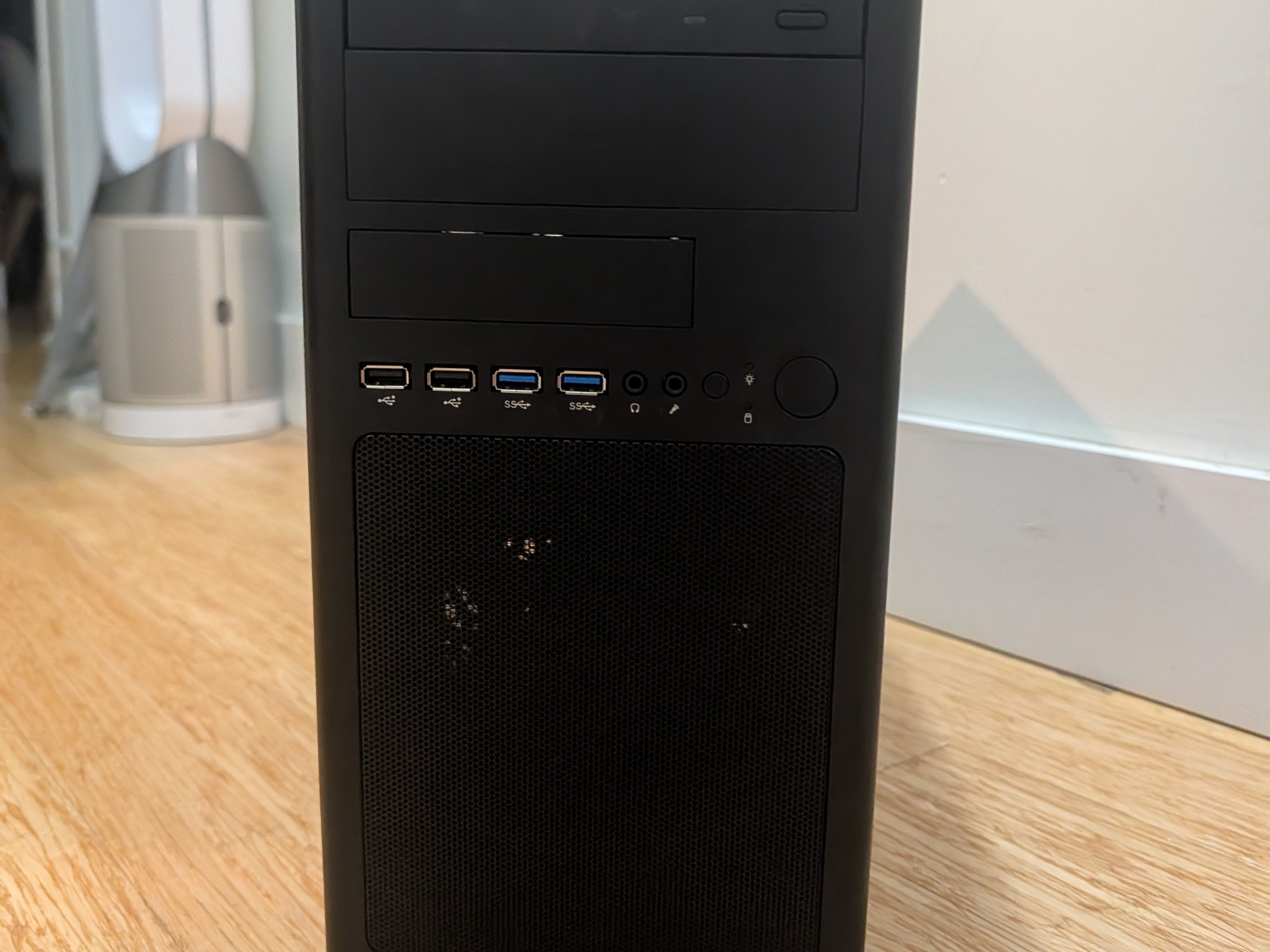 Technician special! | I5 3470 | HD 6770 | 4GB |
