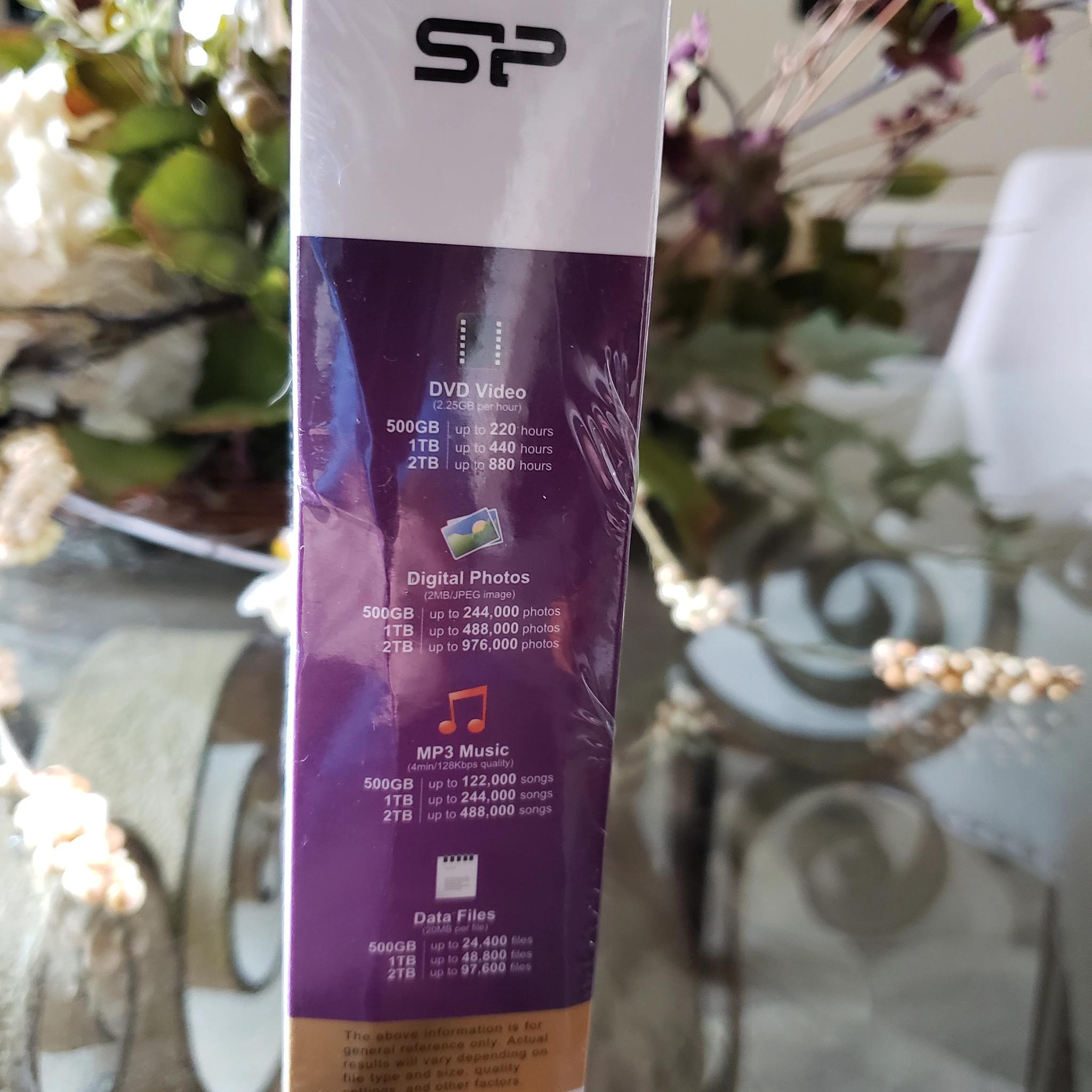 NEW Silicon Power 1TB Armor A60 Shockproof and Water-Resistant Portable Hard Drive USB 3.0 Black