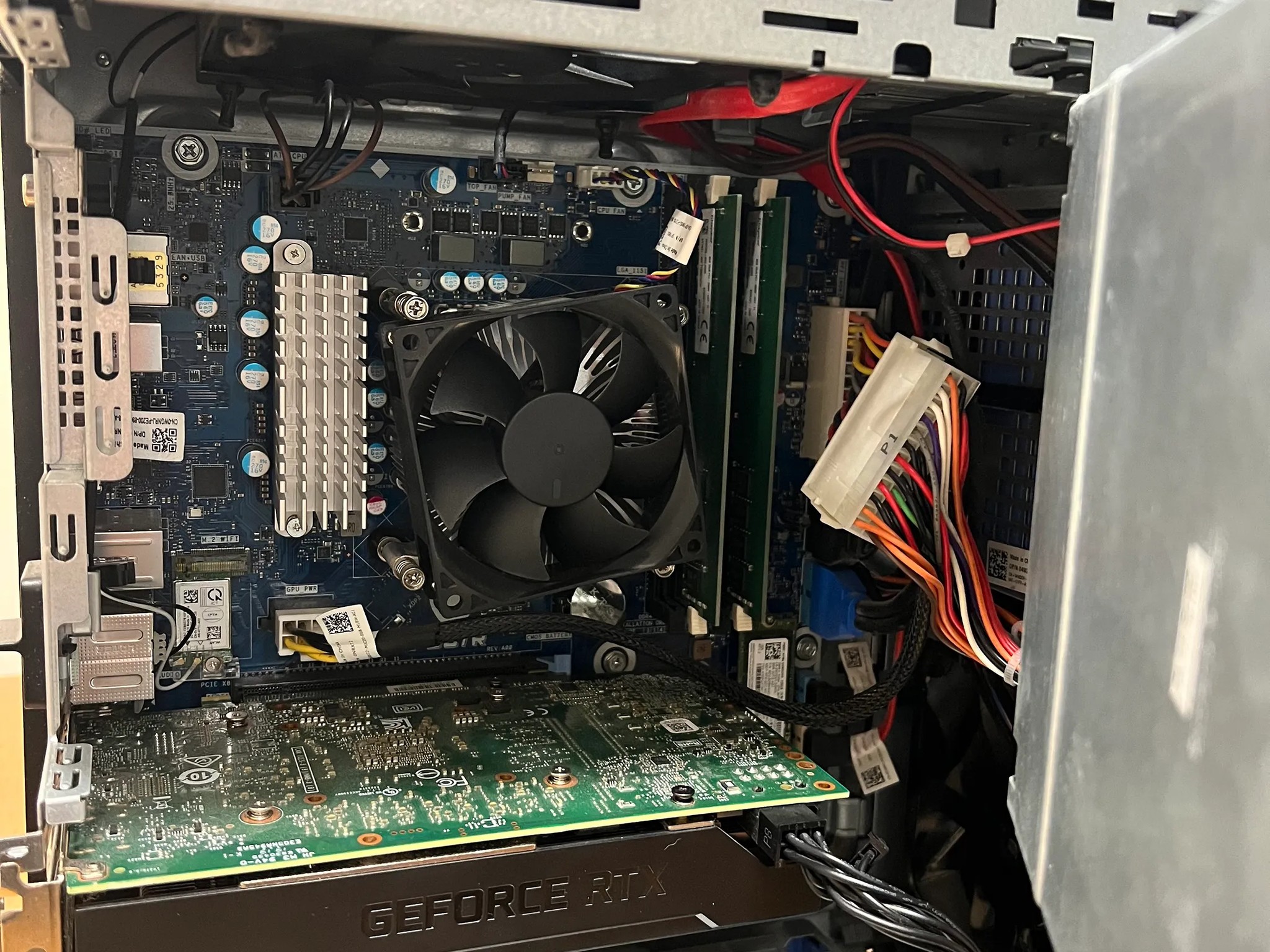 RTX 2060 // i7-9700 // 16GB RAM // 256GB SSD