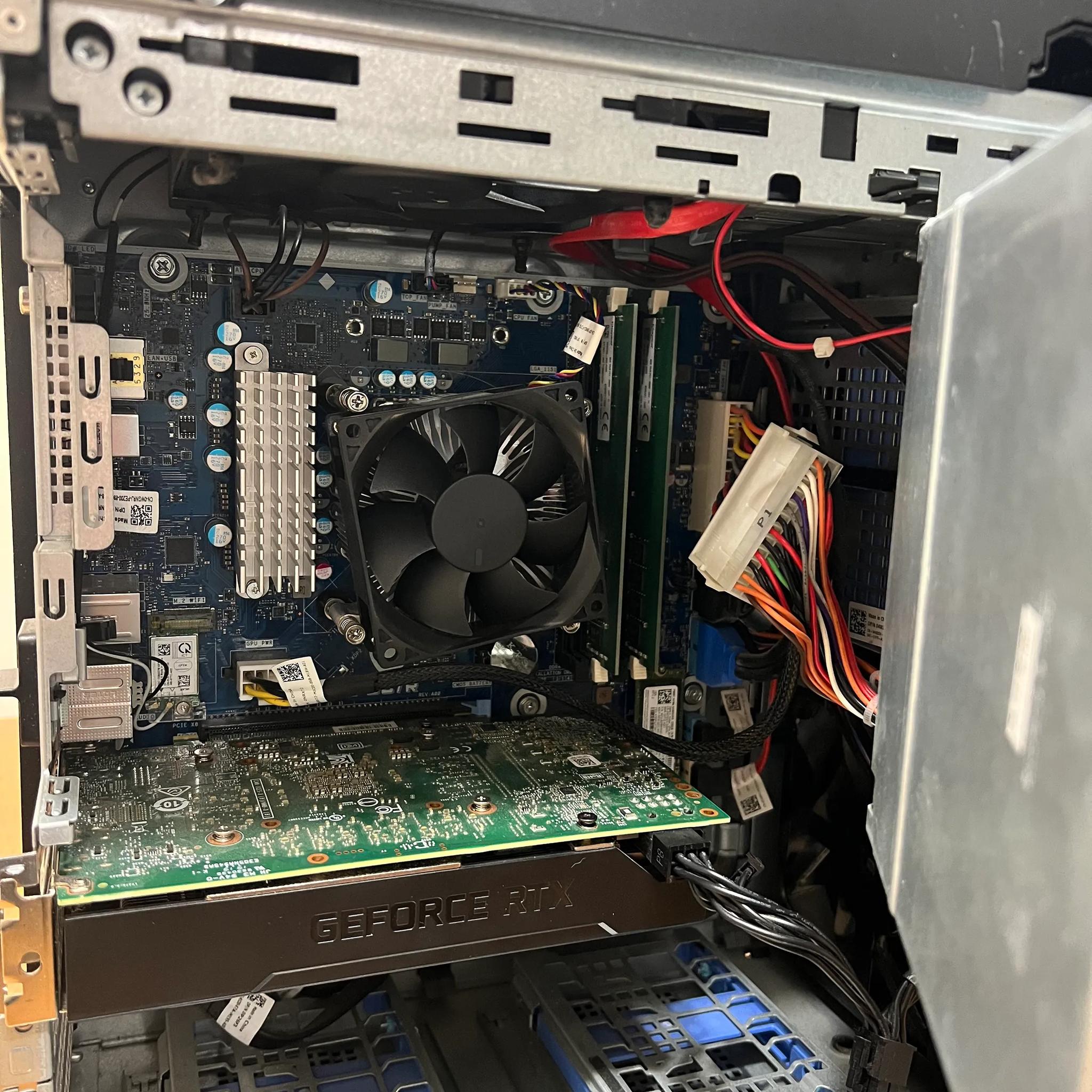 RTX 2060 // i7-9700 // 16GB RAM // 256GB SSD