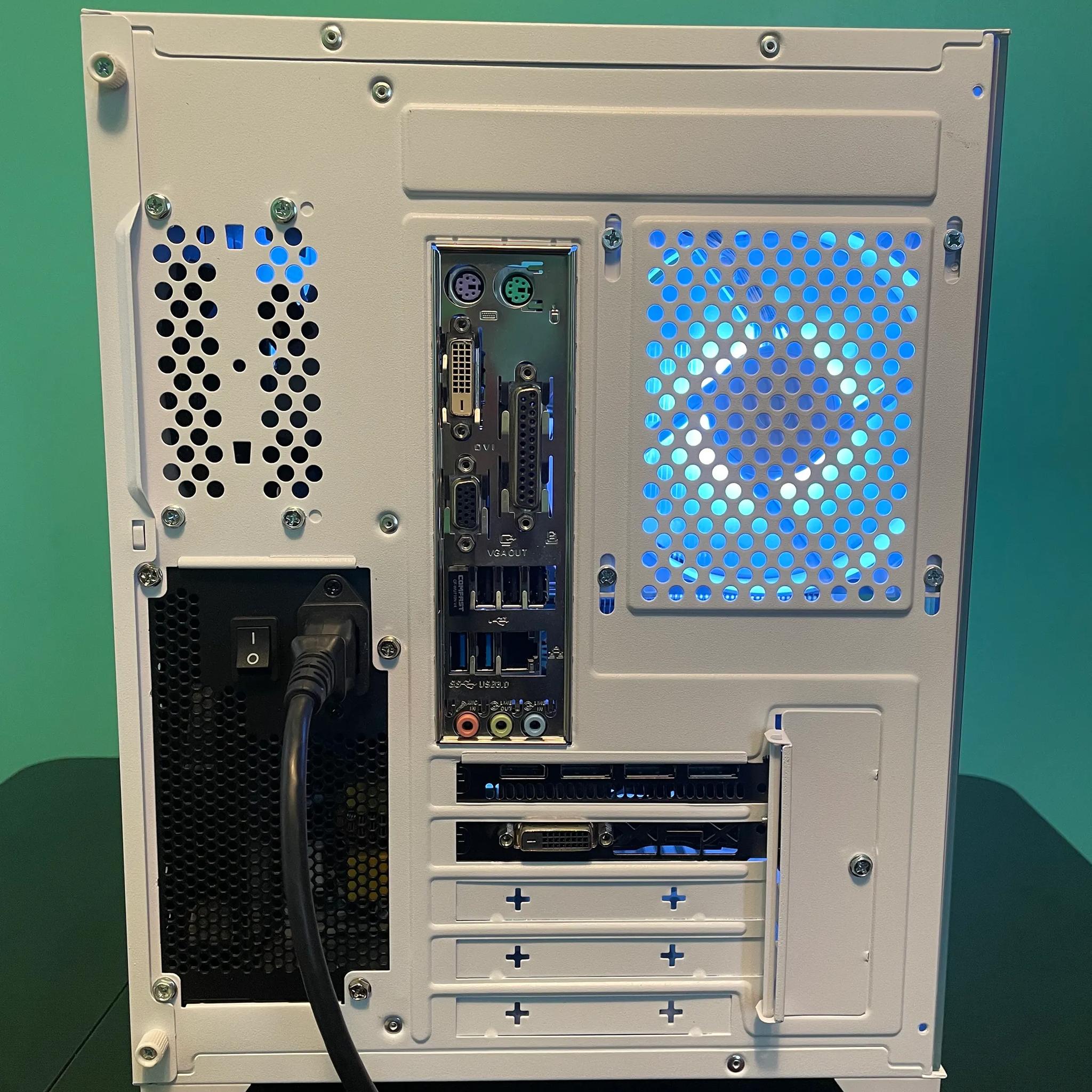 CLEAN White Gaming PC| Intel i5 / Amd RX580 / 8GB / 600GB Win 10 Pro WiFi