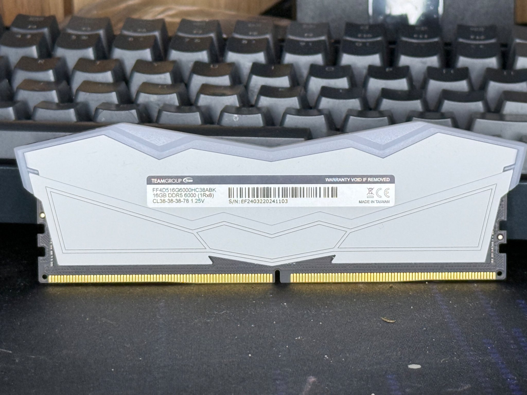 Used Good 1x16gb Stick Team Delta RGB 6000 CL38