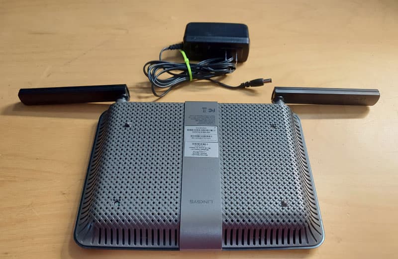 Linksys EA6350 AC1200+ Dual-Band WiFi Gigabit Router 4 Port Switch * TESTED & WORKING *