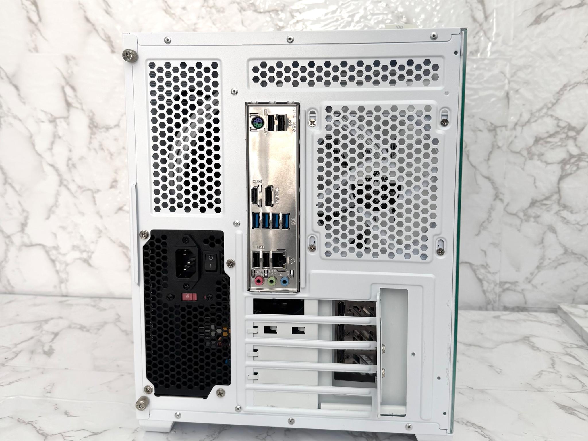 🌨️❄️Snow 1440p Rx 7600 Xt Machine 🌨️❄️ Ryzen 5 5600🌨️❄️ W11 pro 🌨️ 32gb Ram 🌨️❄️ 1Tb storage 🌨️❄️