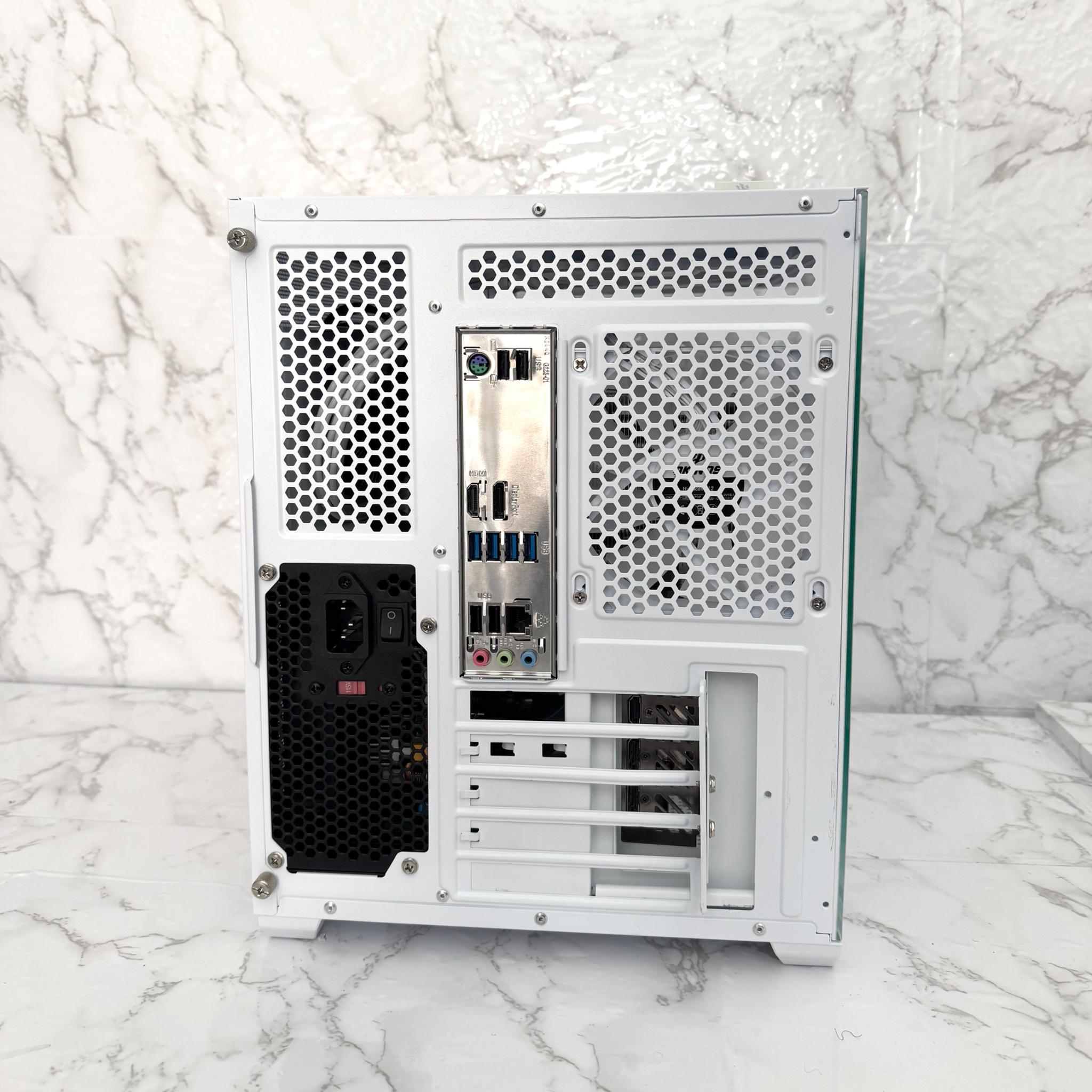 🌨️❄️Snow 1440p Rx 7600 Xt Machine 🌨️❄️ Ryzen 5 5600🌨️❄️ W11 pro 🌨️ 32gb Ram 🌨️❄️ 1Tb storage 🌨️❄️