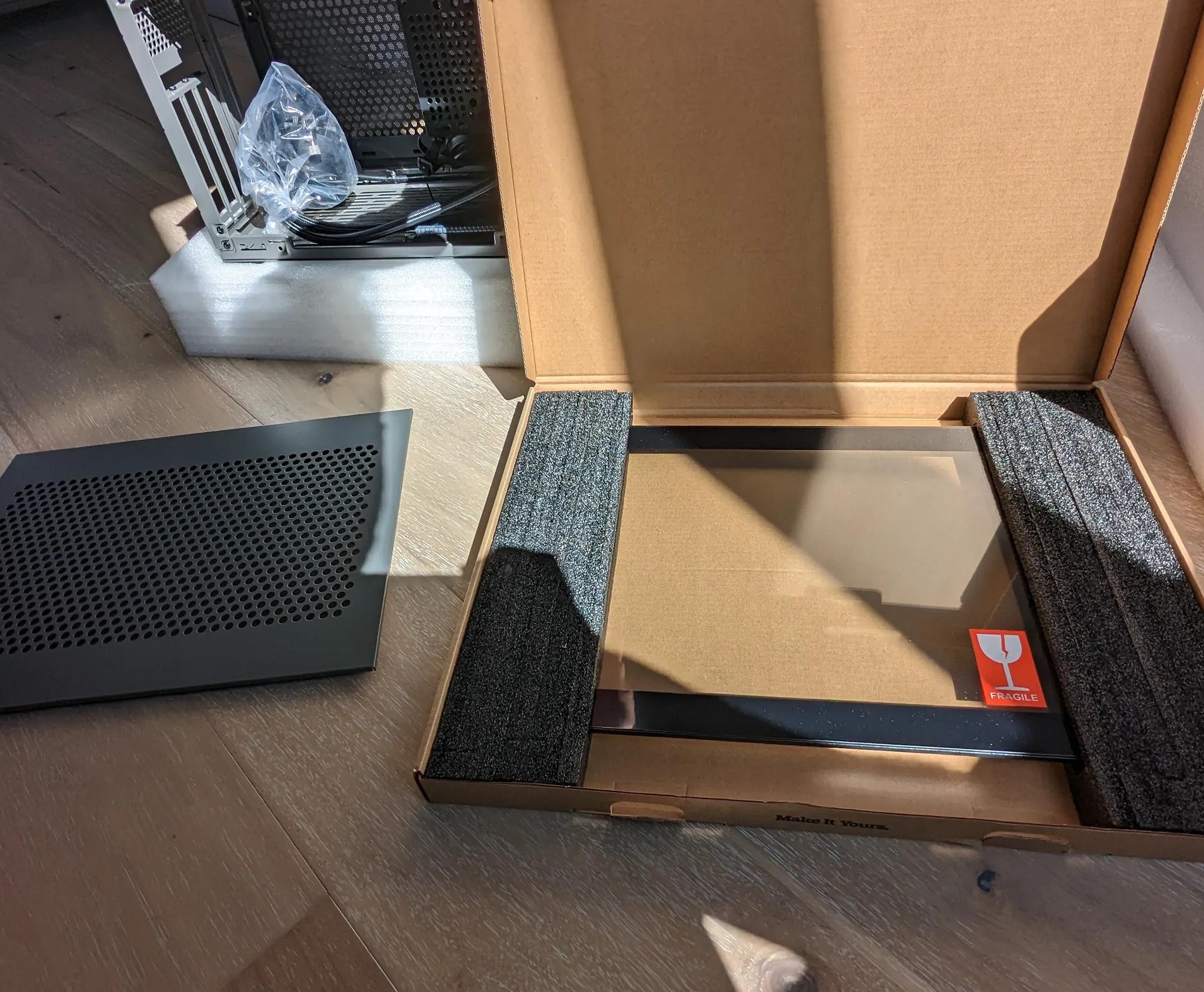 Cooler Master NR200P MAX