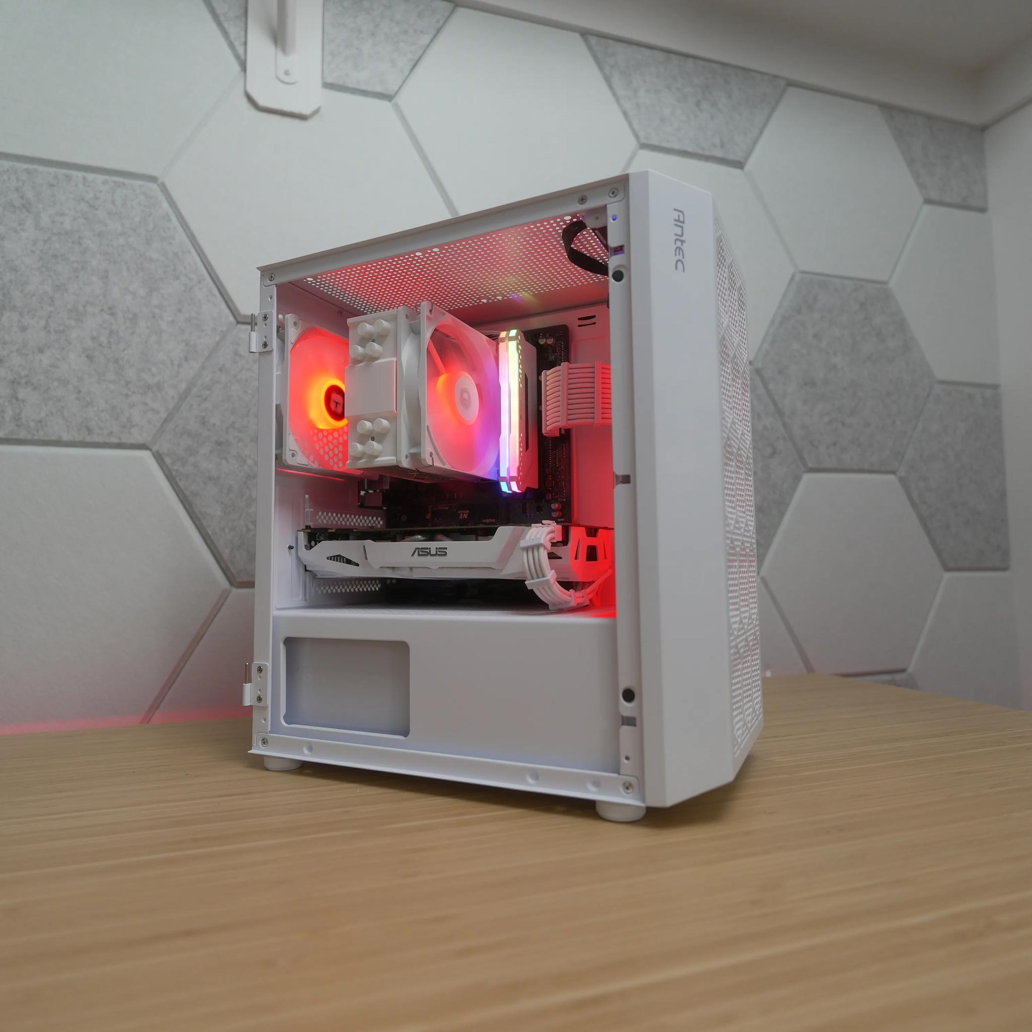 White Gaming PC (Ryzen 7 + Gtx 1070