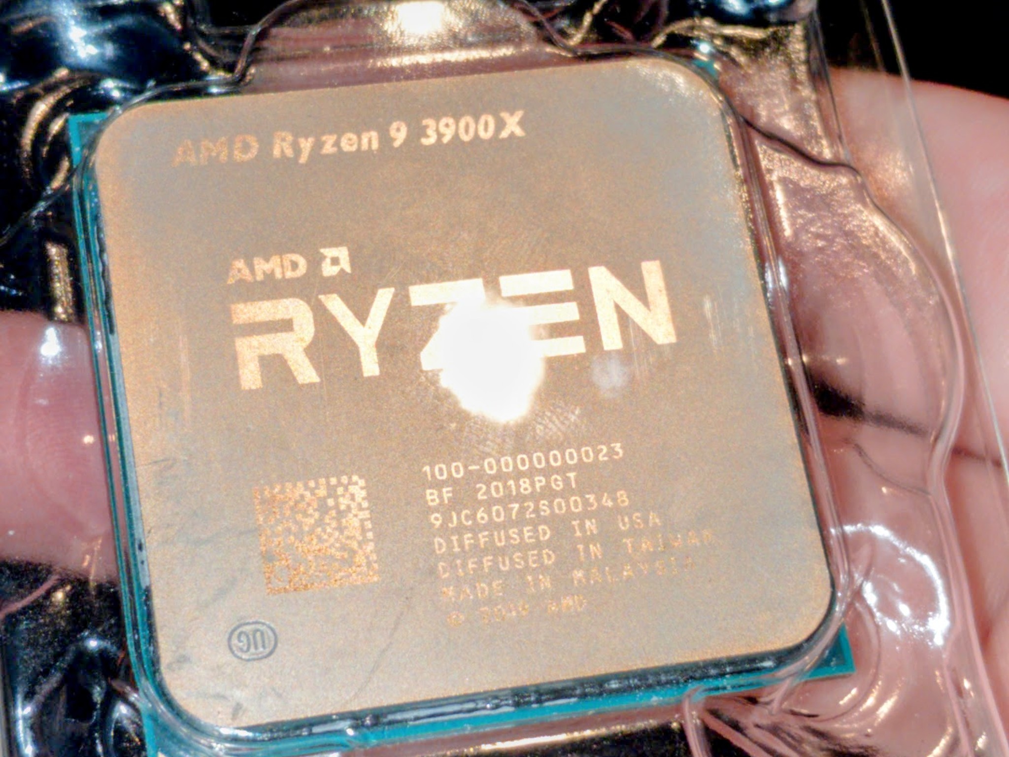 AMD Ryzen 9 3900X 12-core - 1900 FCLK