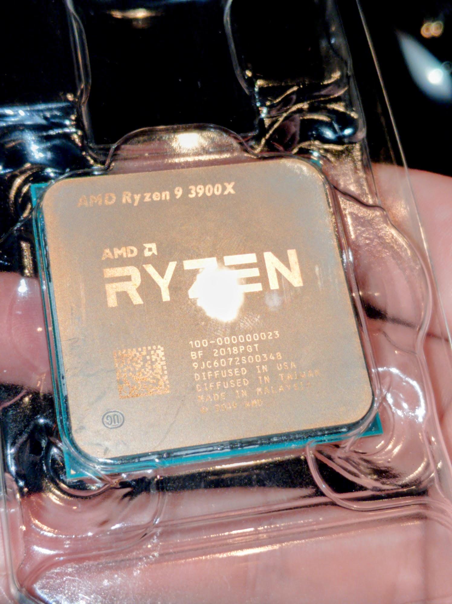AMD Ryzen 9 3900X 12-core - 1900 FCLK