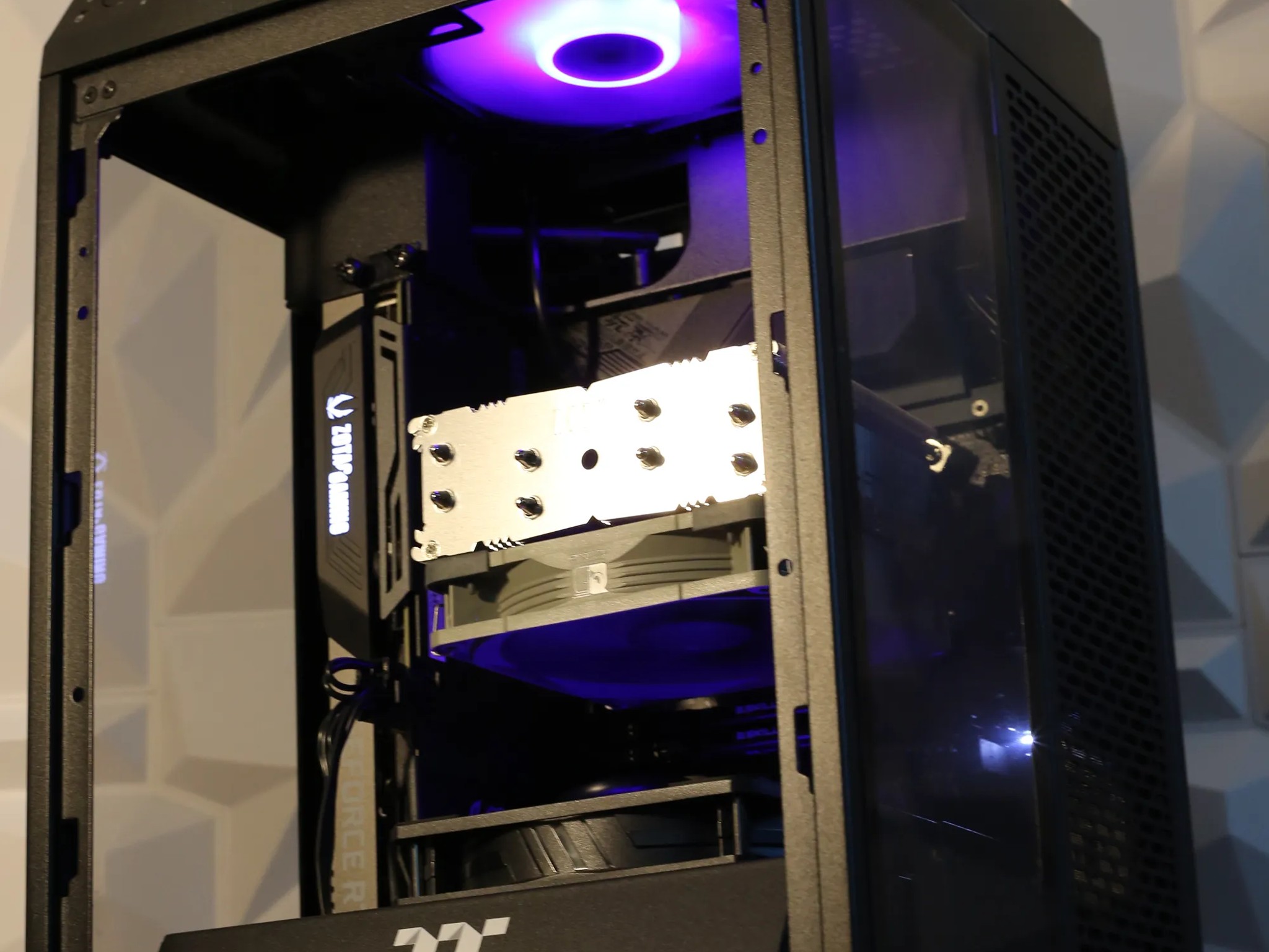 RARE Mini-ITX Tower 100 Build w/ Ryzen 7 3700X & NVIDIA RTX 3060Ti!