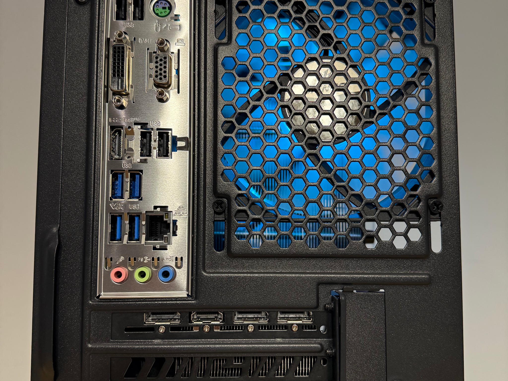 Great Value 1440p Gaming PC-Rx 6750 xt 12GB-Ryzen 5 3600-1TB SSD-16GB Ram
