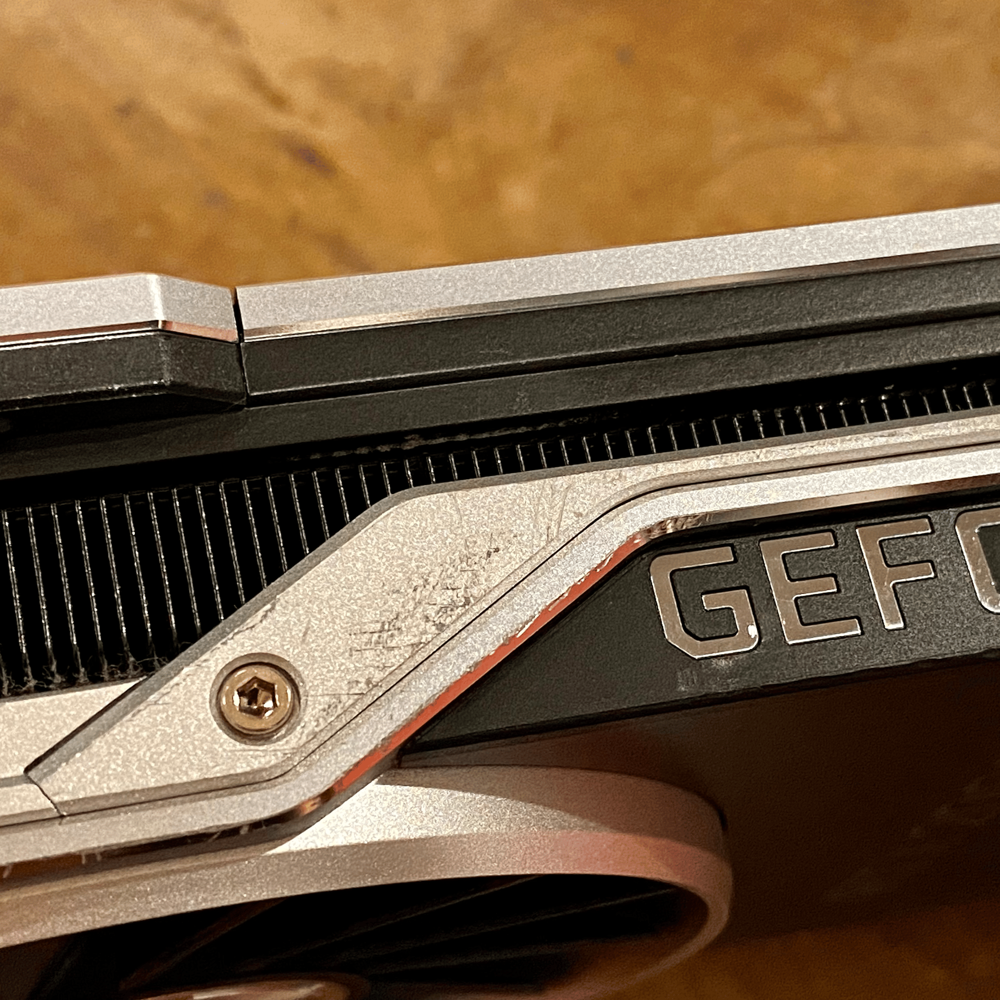 2080 Ti Founders Edition - Works Perfectly - Slight Cosmetic Blemish