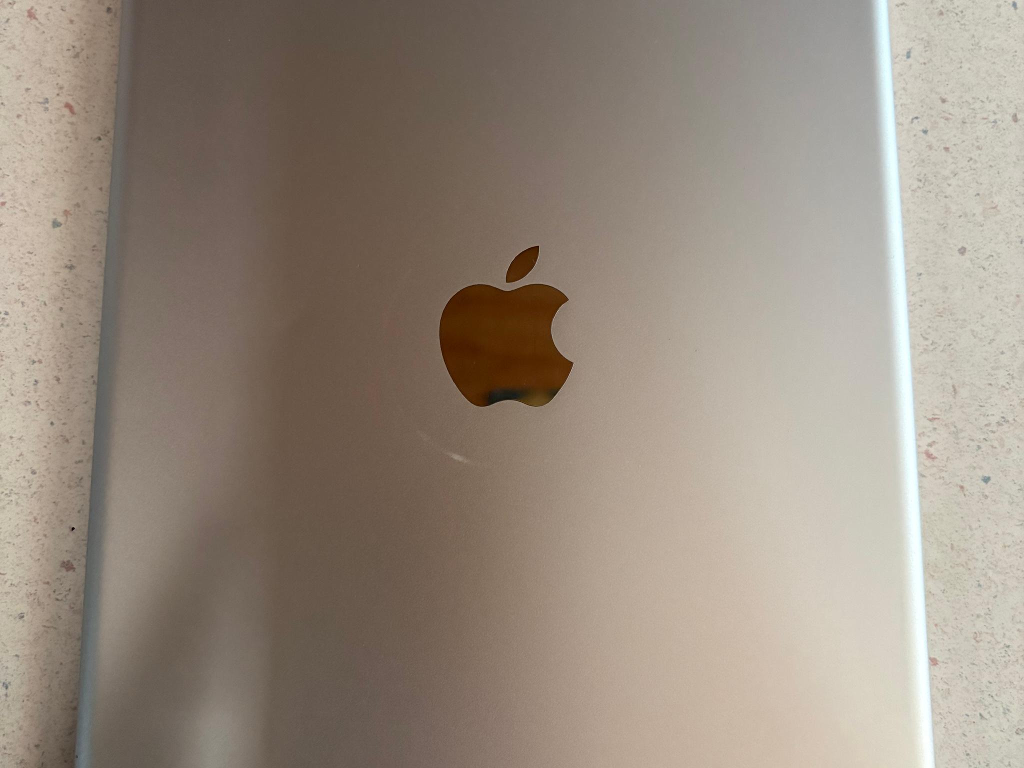 Apple iPad 7th Generation Cellular/Wifi