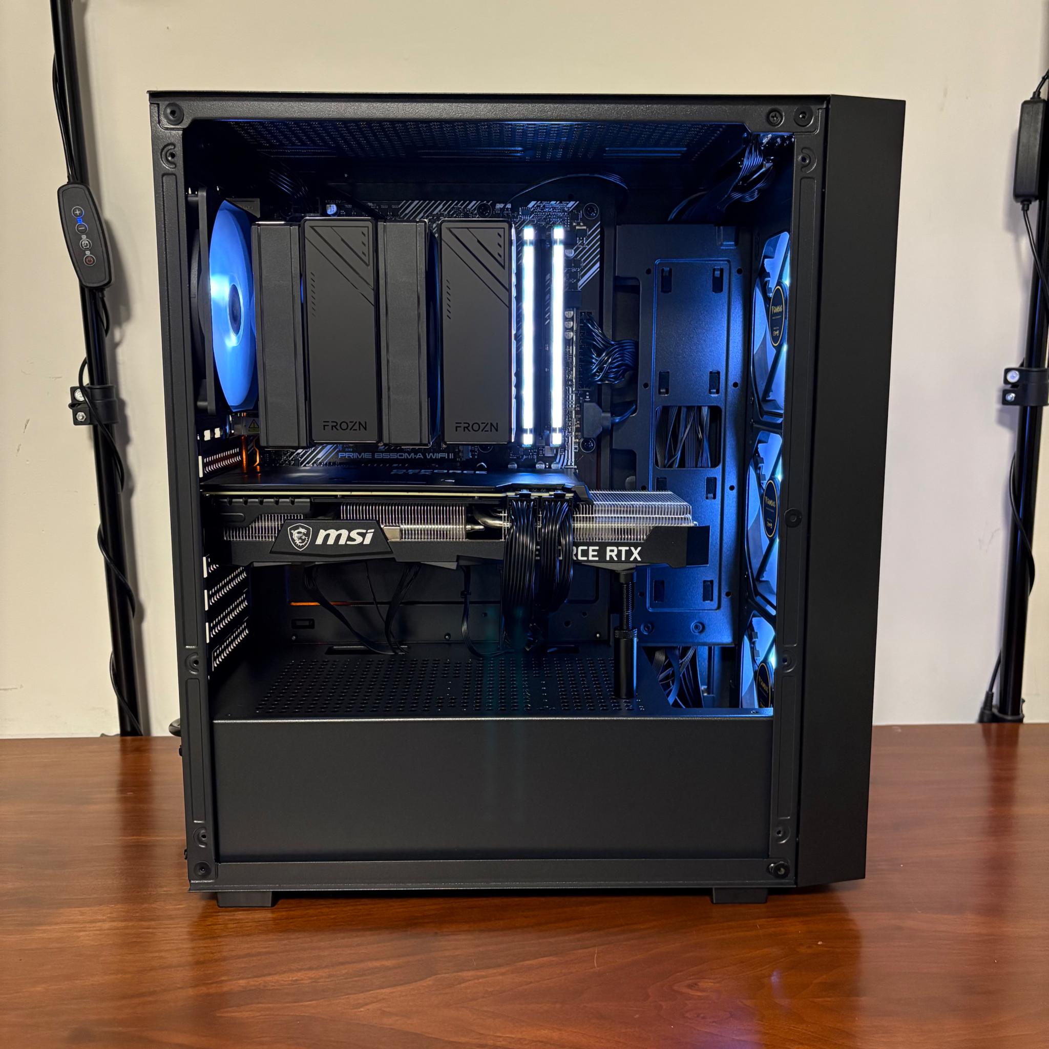 RTX 3070 | Ryzen 9 5900X | 32GB DDR4 | 1TB SSD | 700W PSU | 4 x Fans