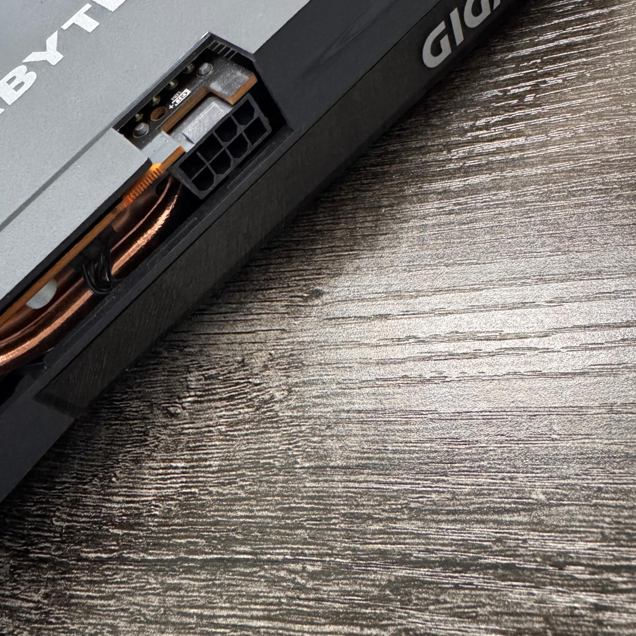 Gigabyte Radeon RX 6600 8GB