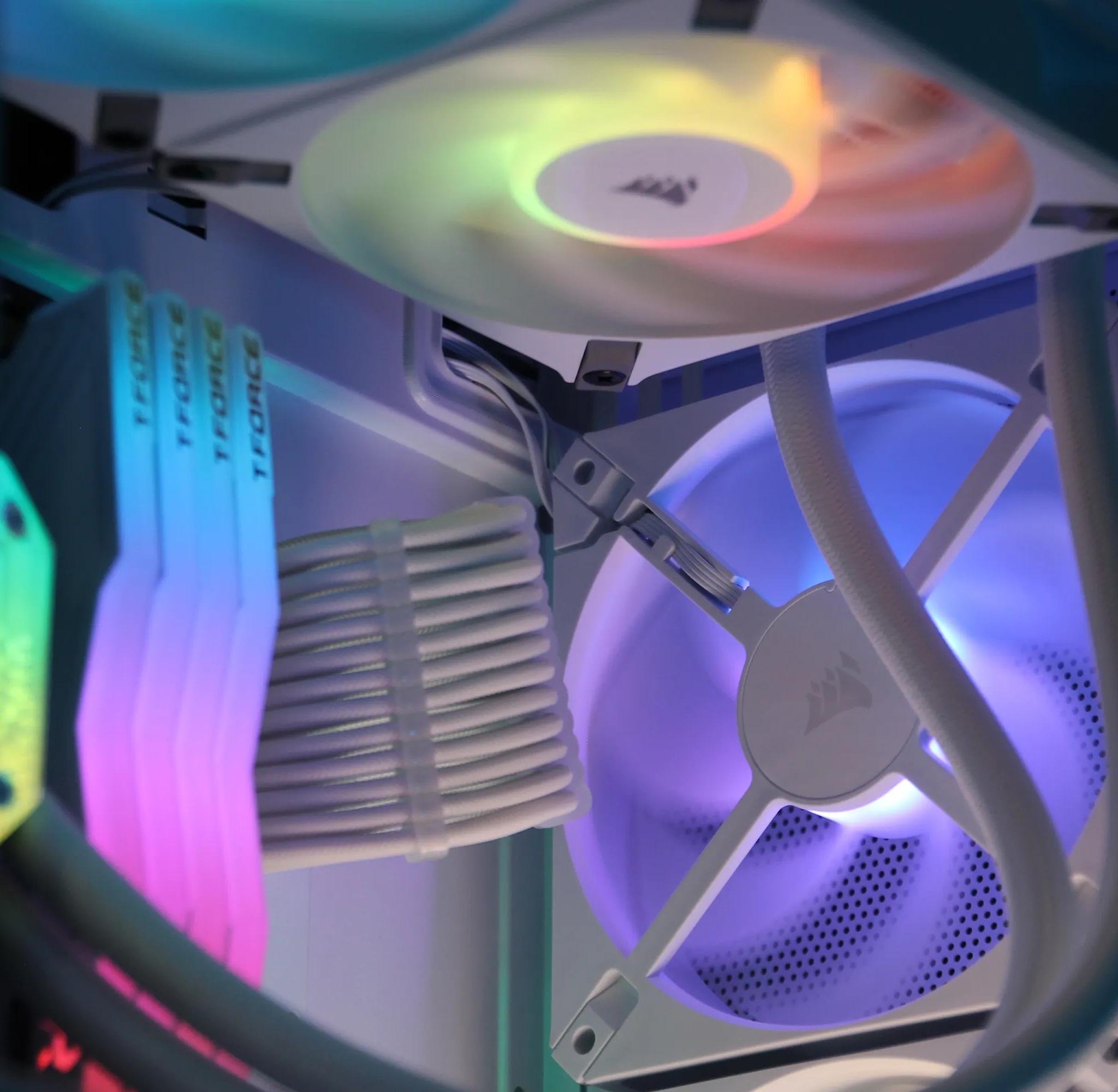 𝘾𝙊𝙈𝙀𝙏 // Intel Core i5-13400F, RX 6600 XT // Mid-range Gaming PC