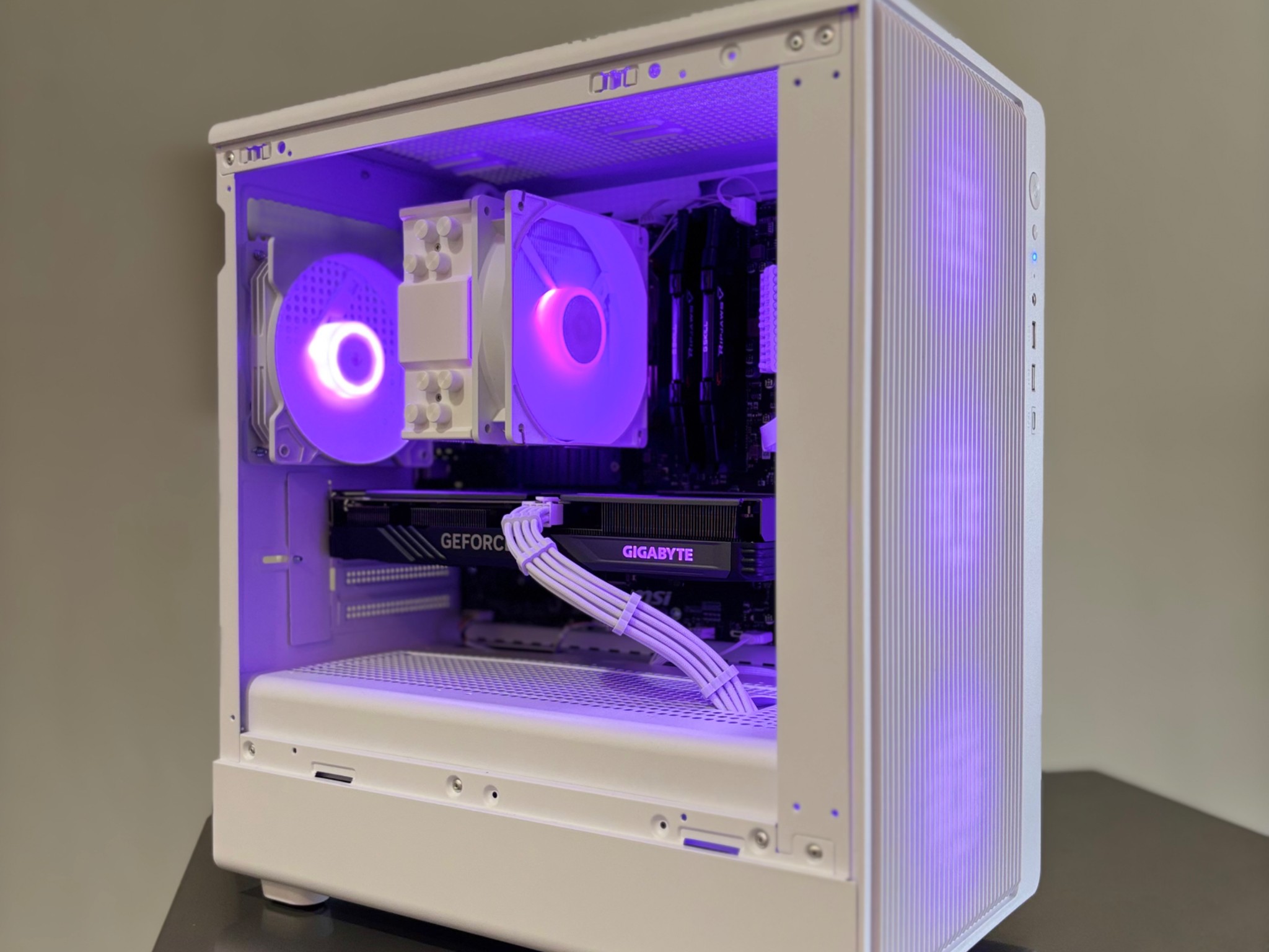 RTX 4060 | Ryzen 5 5500 | 32GB DDR4 | 1 TB NVMe | 650w Gold Gaming PC