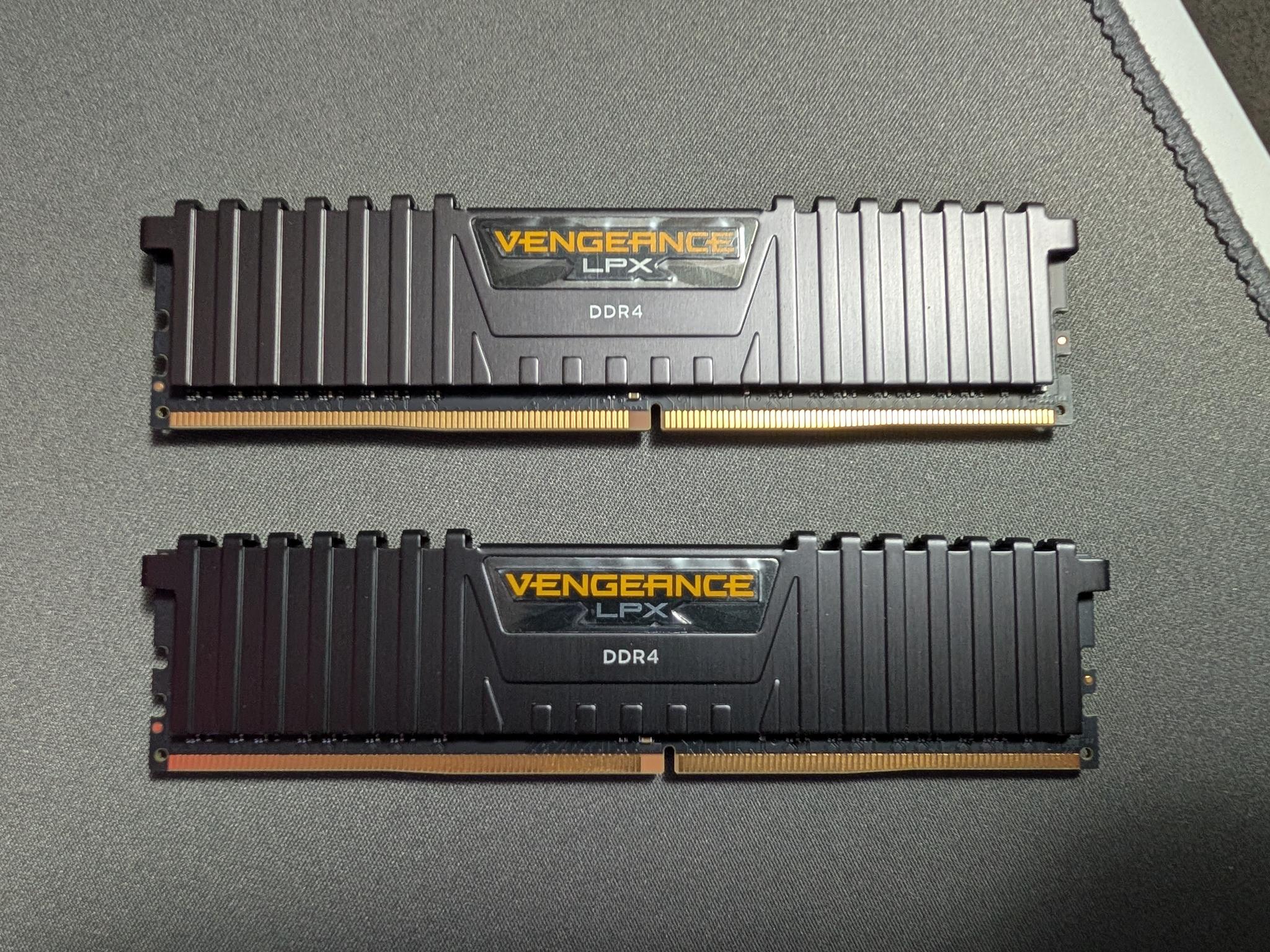 Corsair Vengeance LPX 16GB (2x8GB) DDR4 3200 CL16 RAM