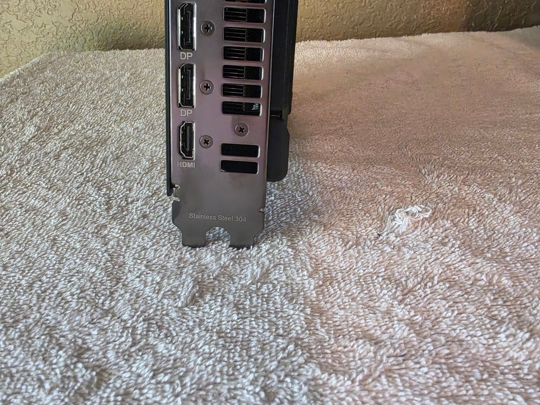ASUS Dual Radeon RX 9060 XT 16GB