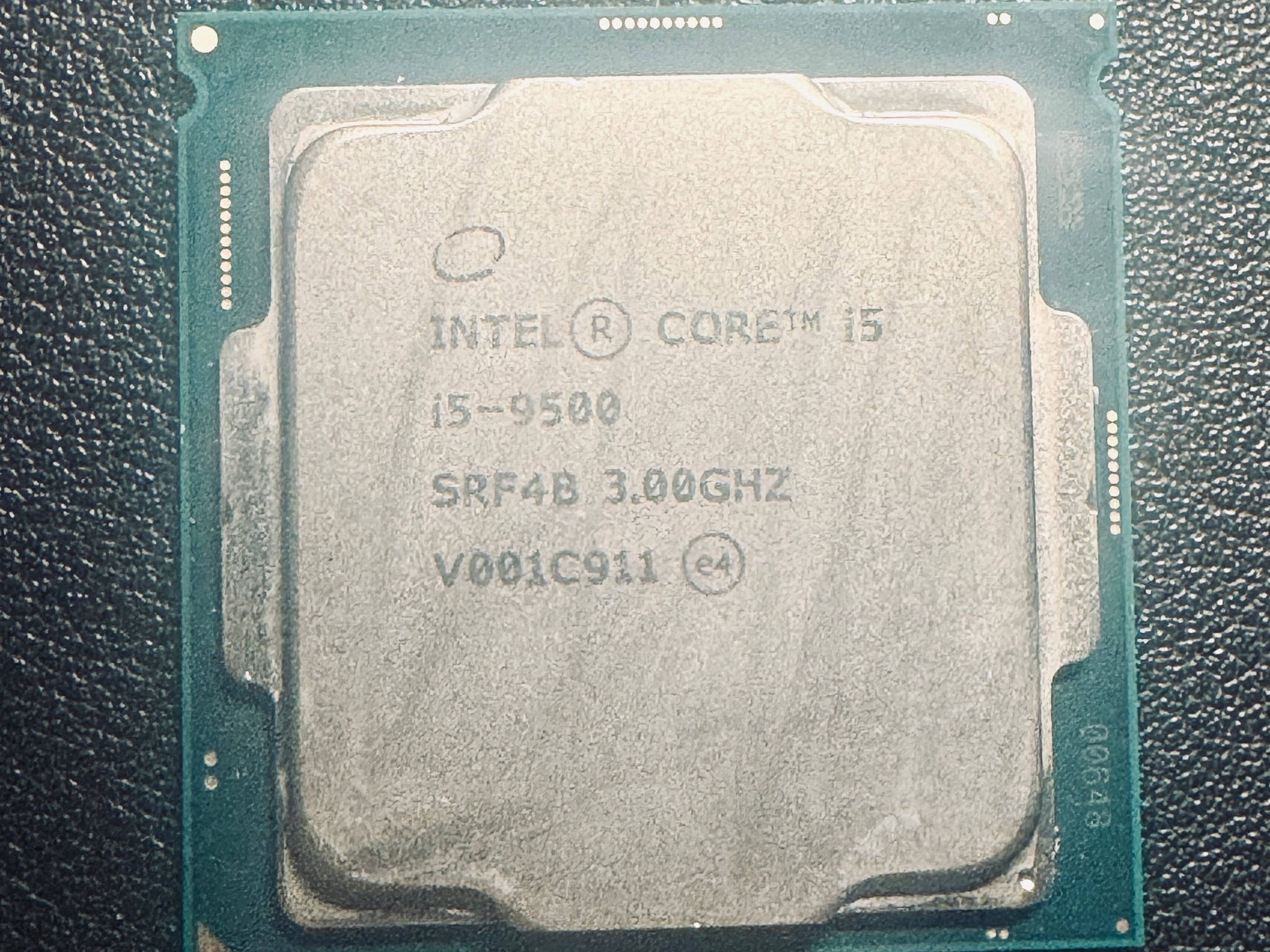 Intel i5-9500