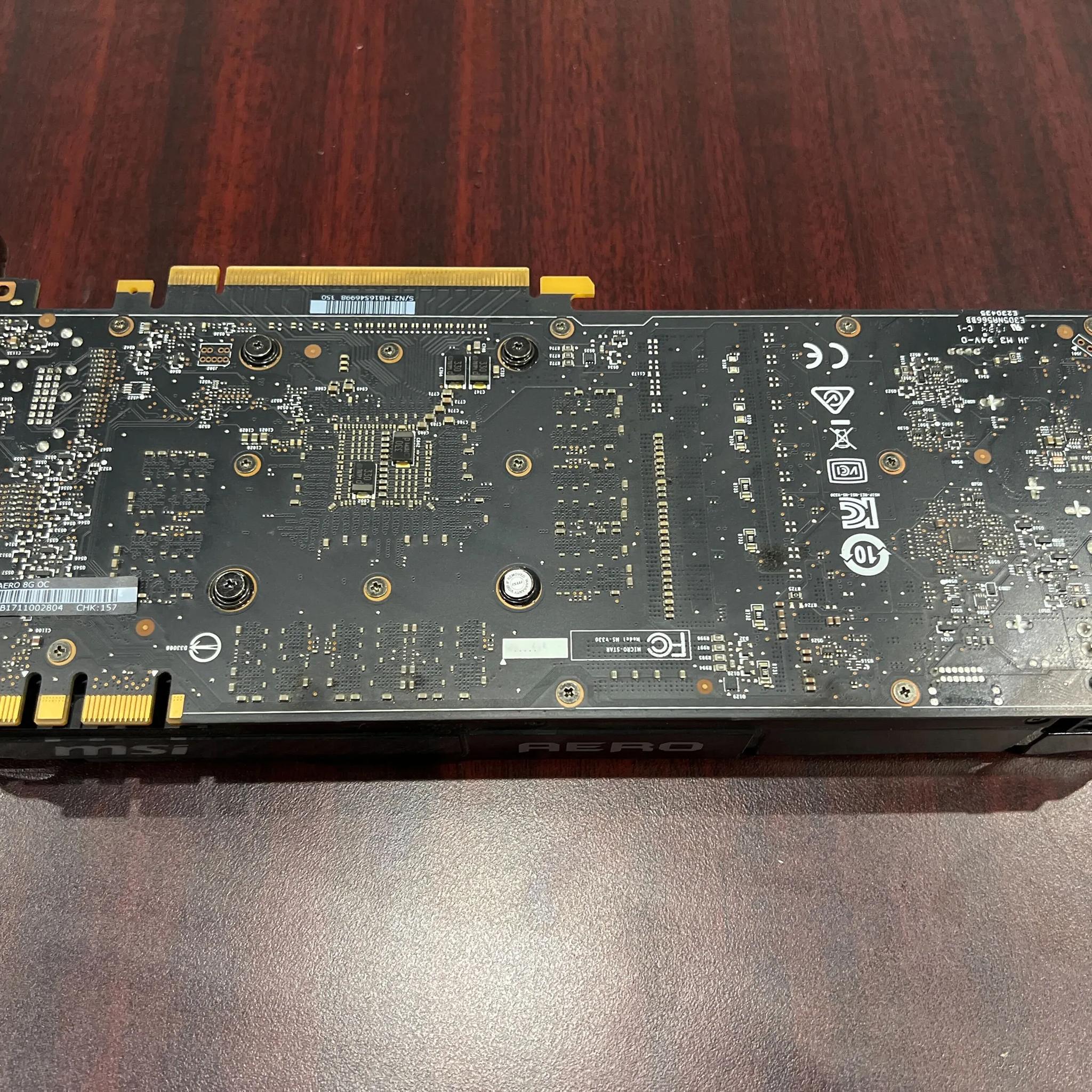 MSI GeForce GTX 1070 - AERO