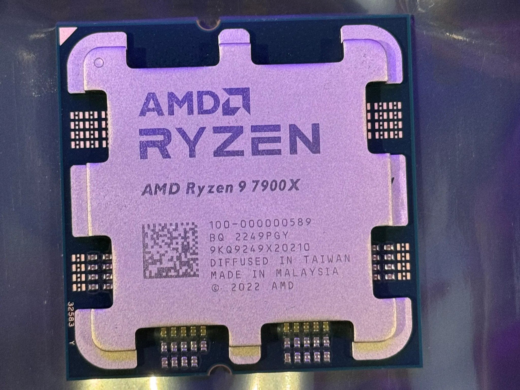 AMD Ryzen 9 7900X 12-Core 24-Thread Unlocked