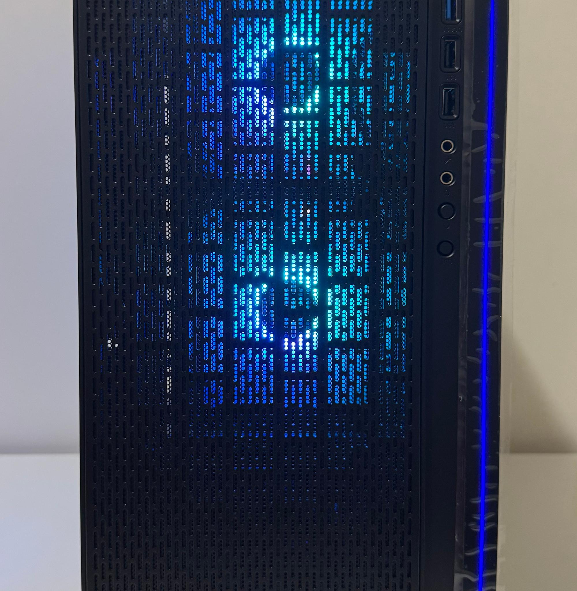 AMD Ryzen 5 5600GT Gaming PC Radeon Vega 7 Graphics ASUS B550M-A B550 Thermaltake Versa H18 Case