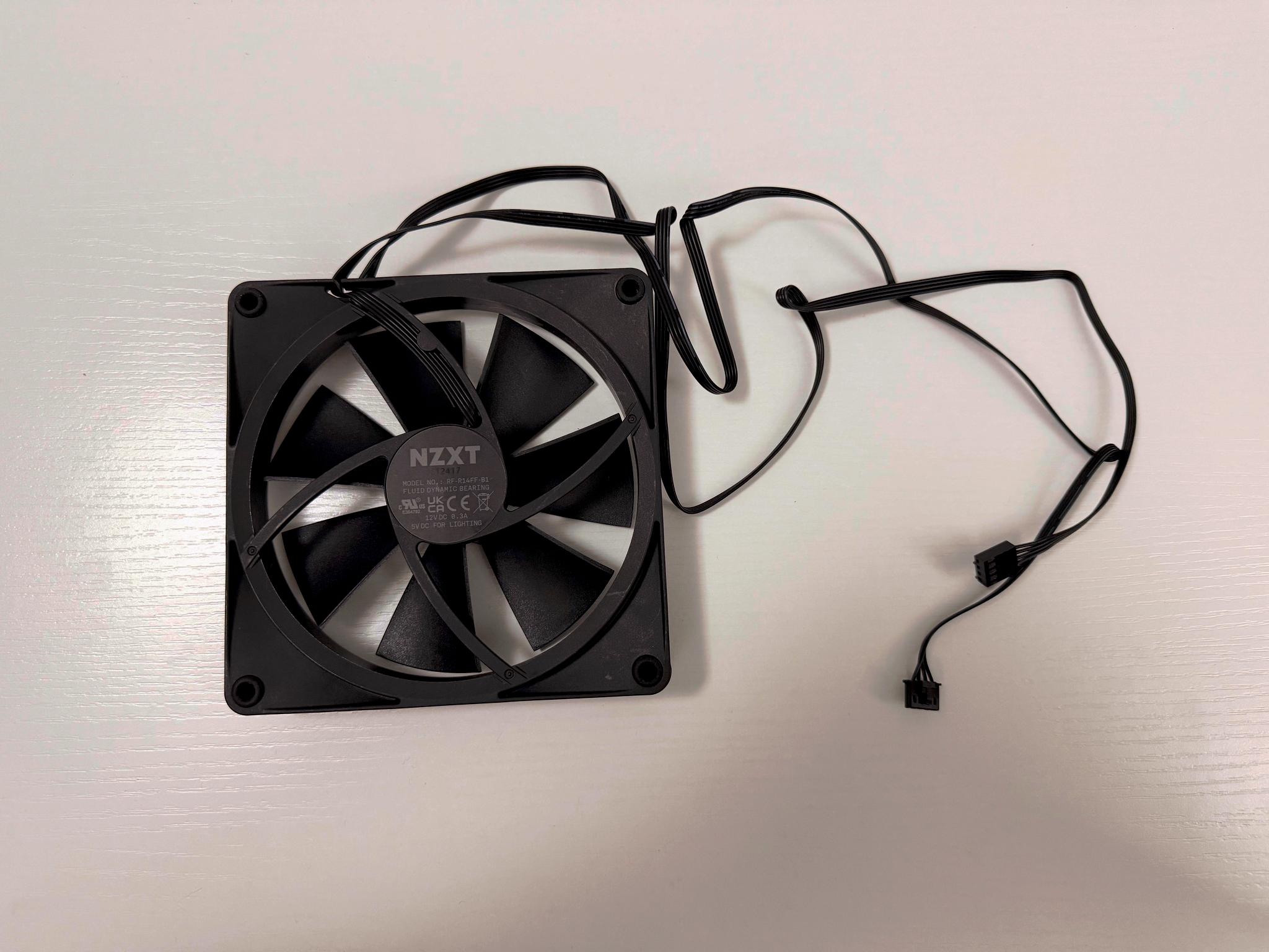 3x NZXT F140mm RGB