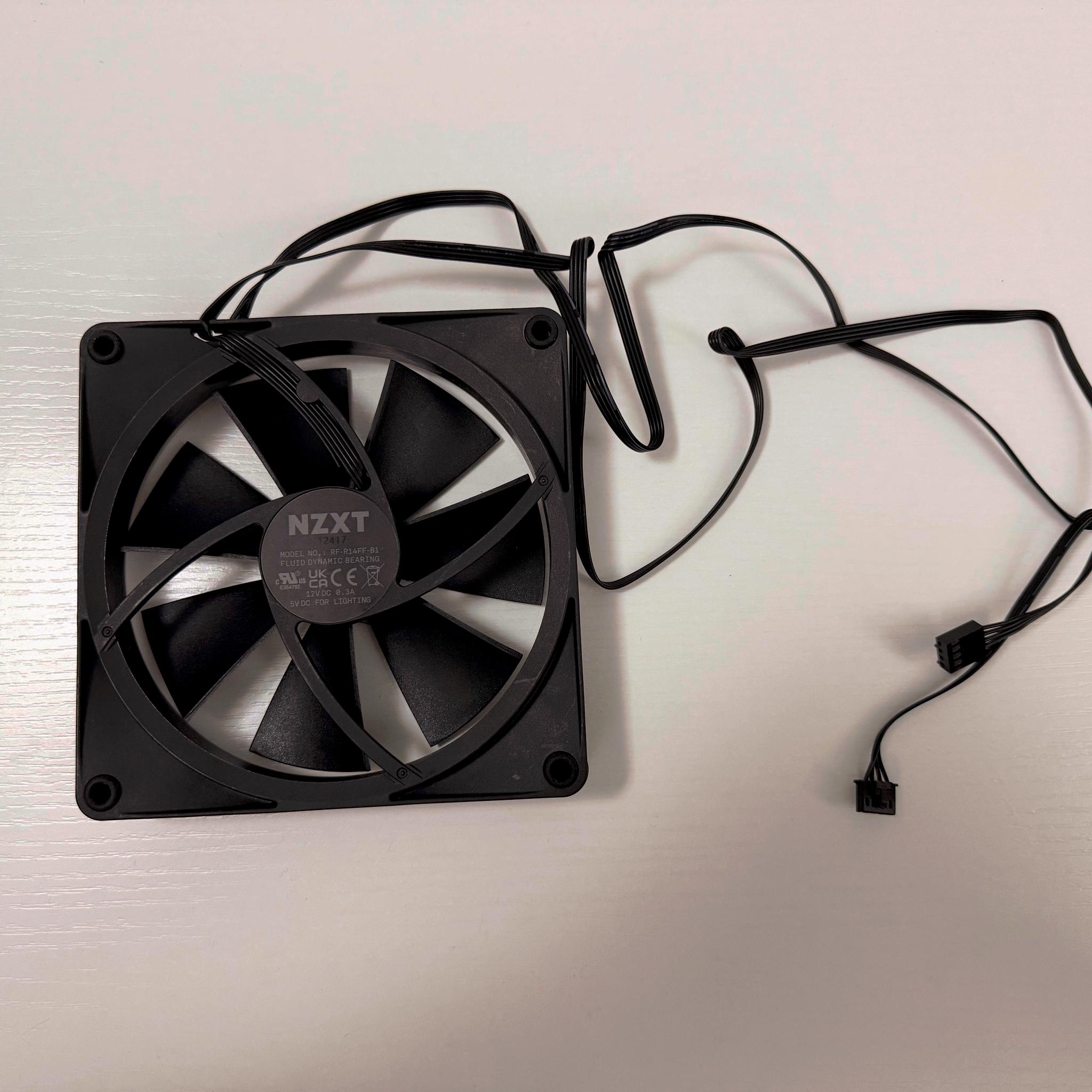 3x NZXT F140mm RGB