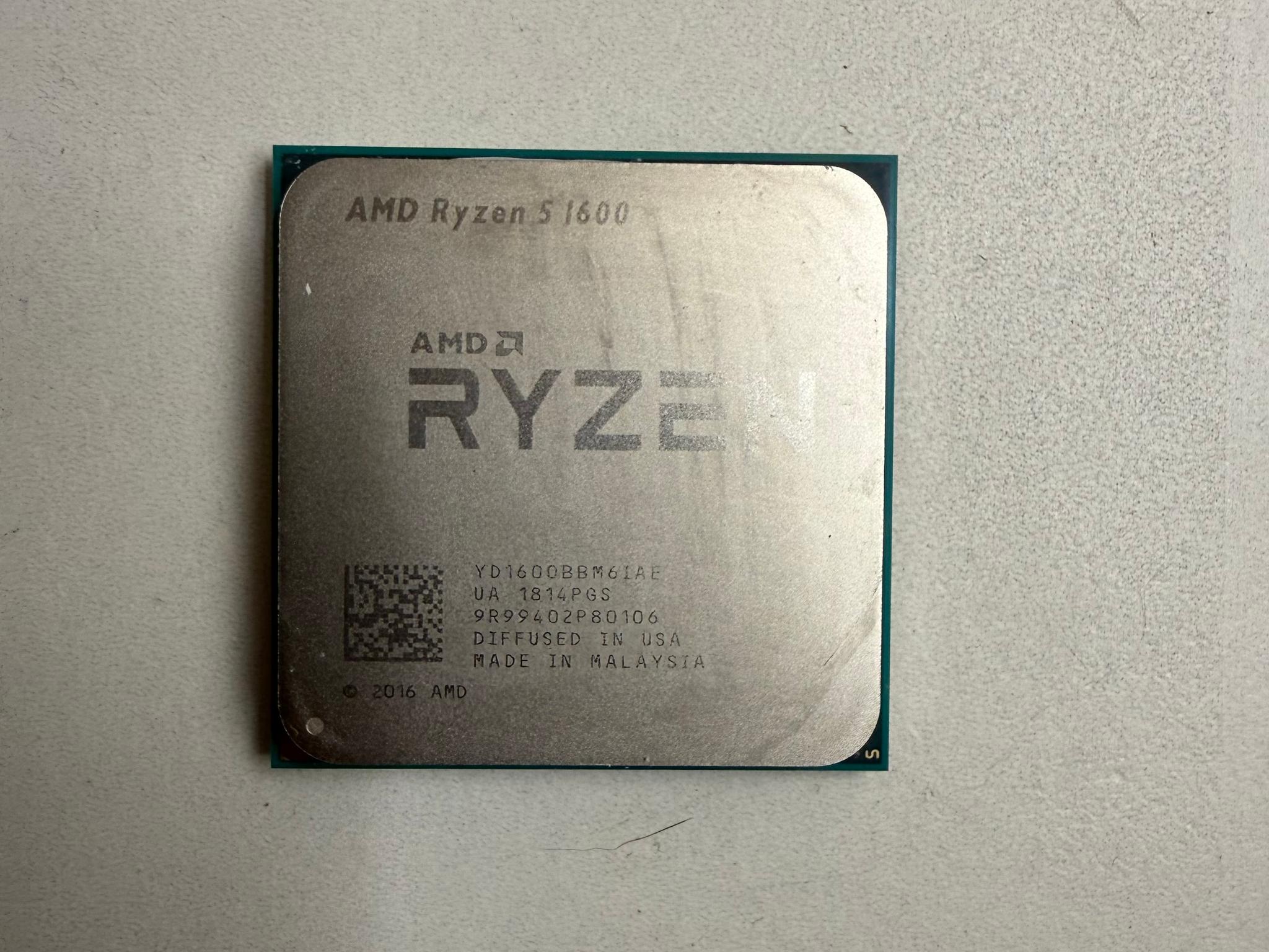 AMD Ryzen 5 1600 with Wraith Cooler