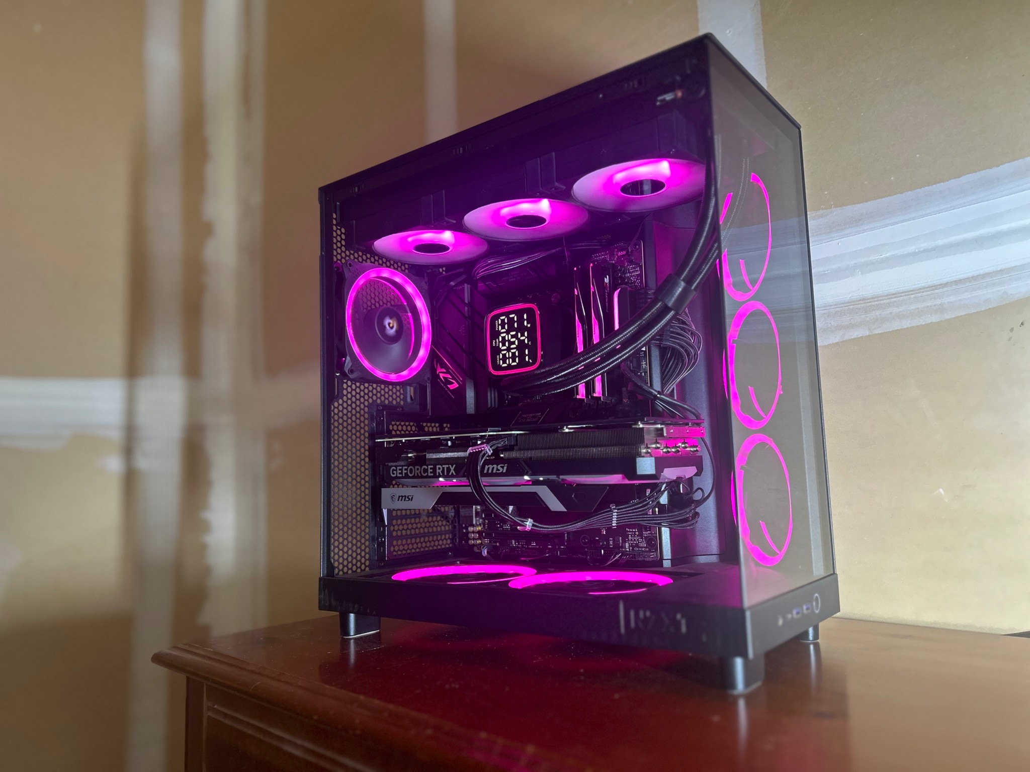 RTX 4070 TI Super 16GB Ryzen 9 7900X 32GB RAM WiFi ultimate gaming PC 1080p-4K