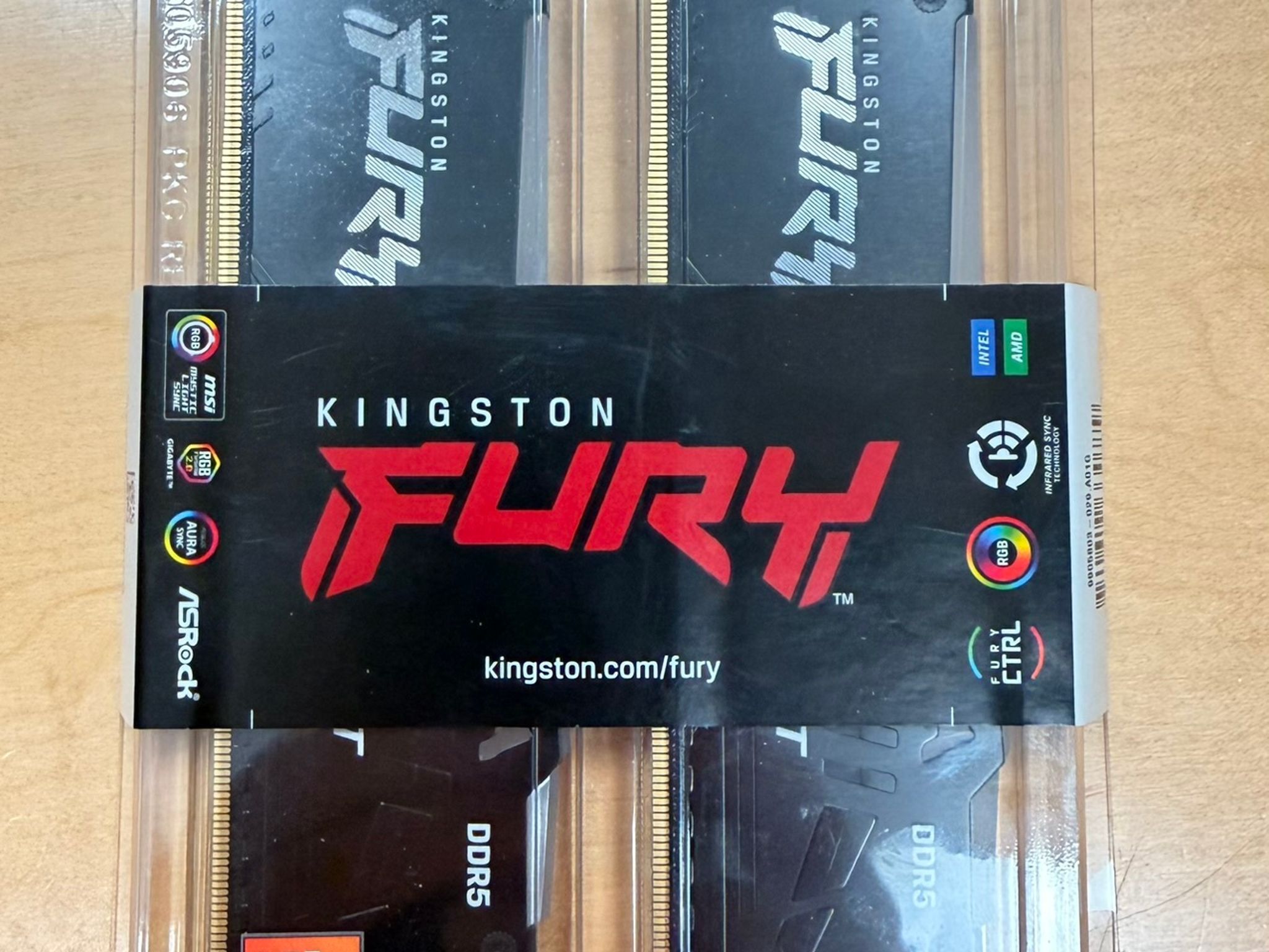 KINGSTON KF556C36BBEAK2-32 (2X16GB) 32GB TOTAL DDR5 5600MHZ FURY RGB