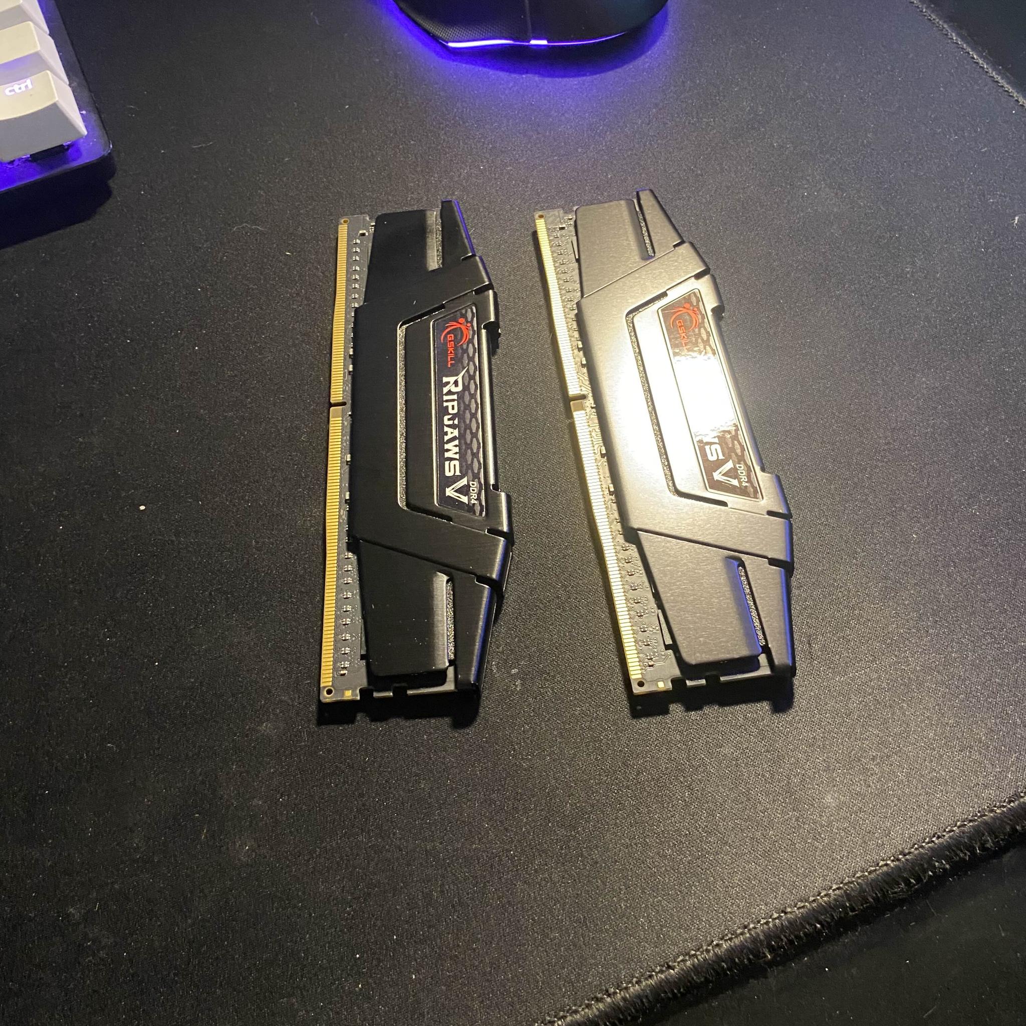 DDR4 32GB 3200MHZ G.SKILL RipJaws V