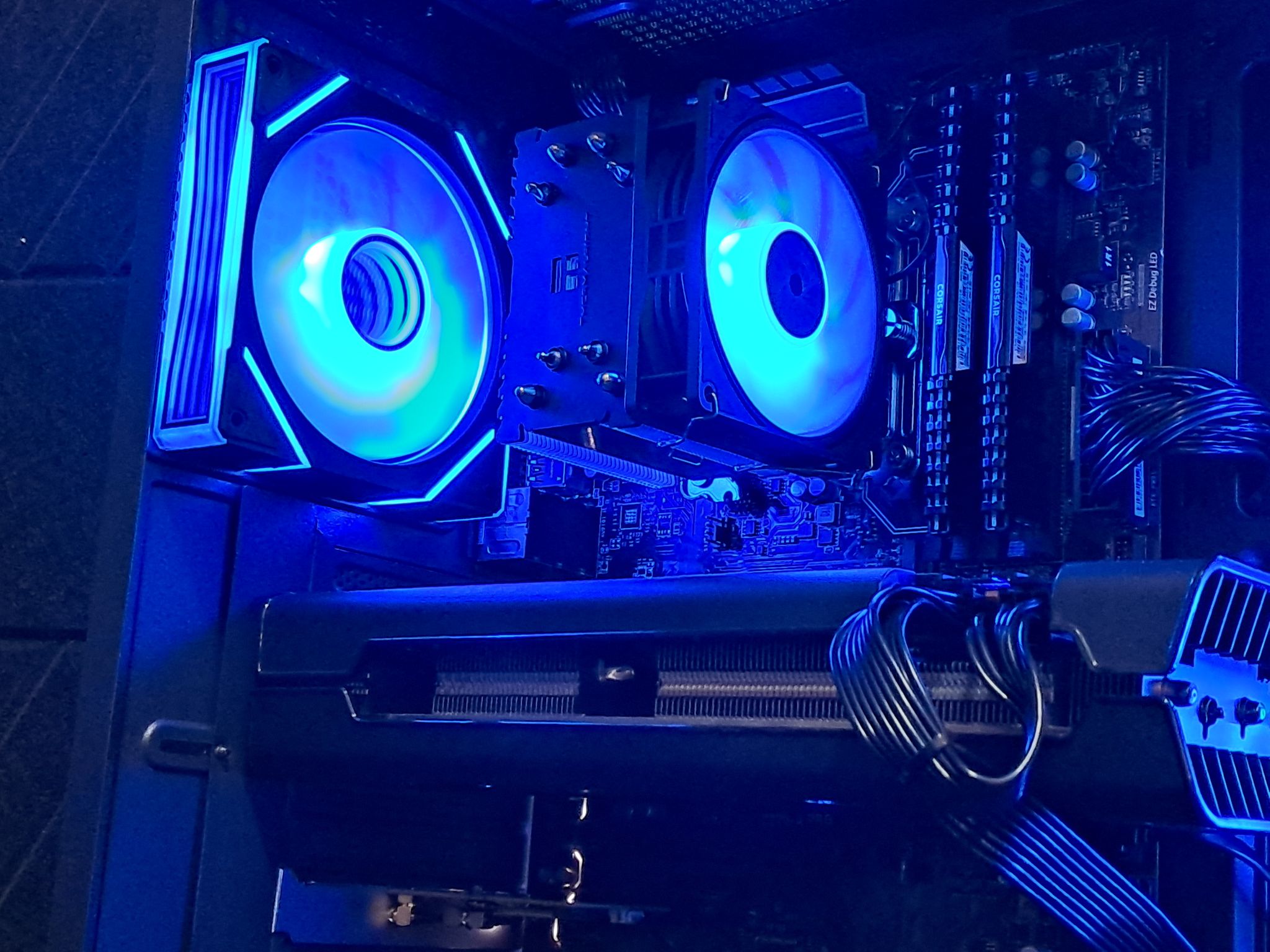 Custom 1080p Gamer | i7-7700 | RX 5700 | 16GB DDR4 | 1TB SSD | WiFi