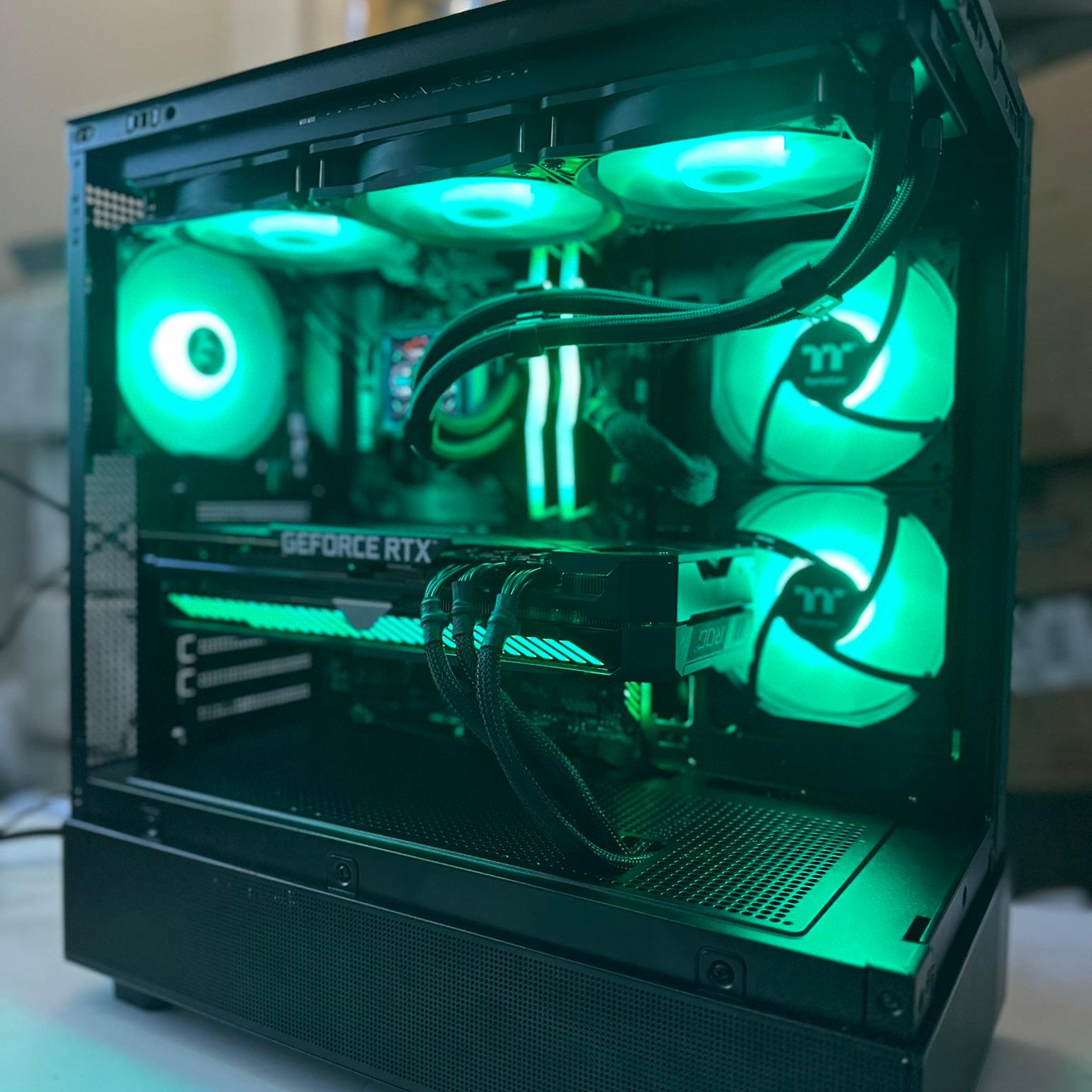 Ryzen 7 5800XT / RTX 3080 Ti / 1TB NVME / 32GB RAM