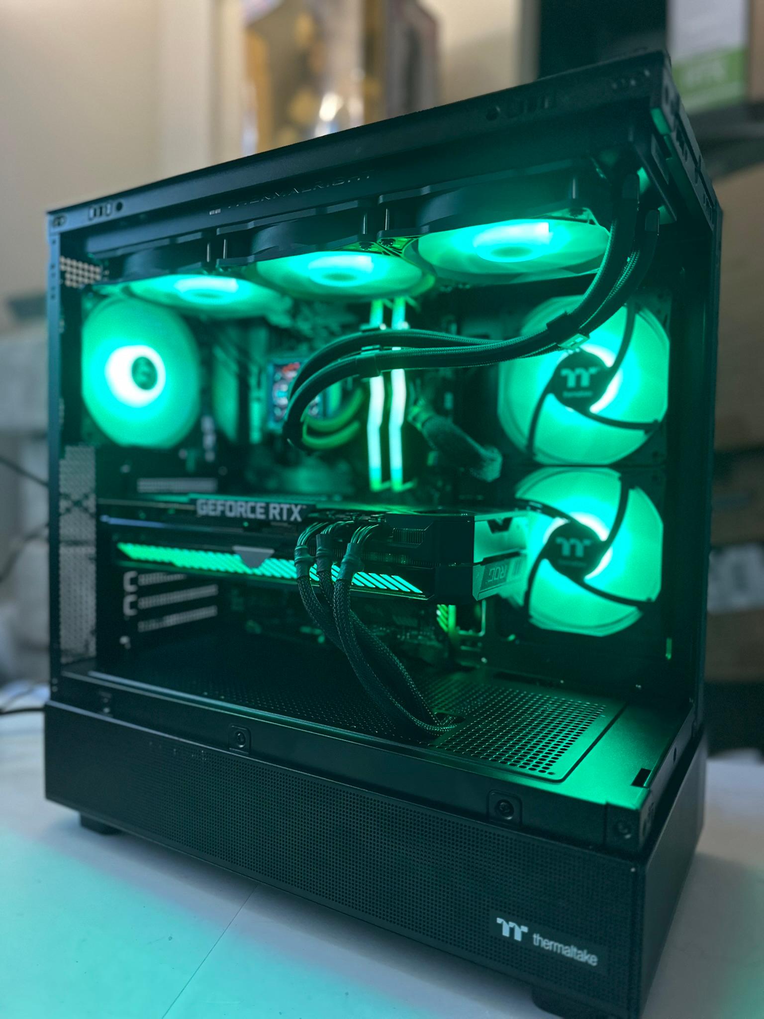 Ryzen 7 5800XT / RTX 3080 Ti / 1TB NVME / 32GB RAM