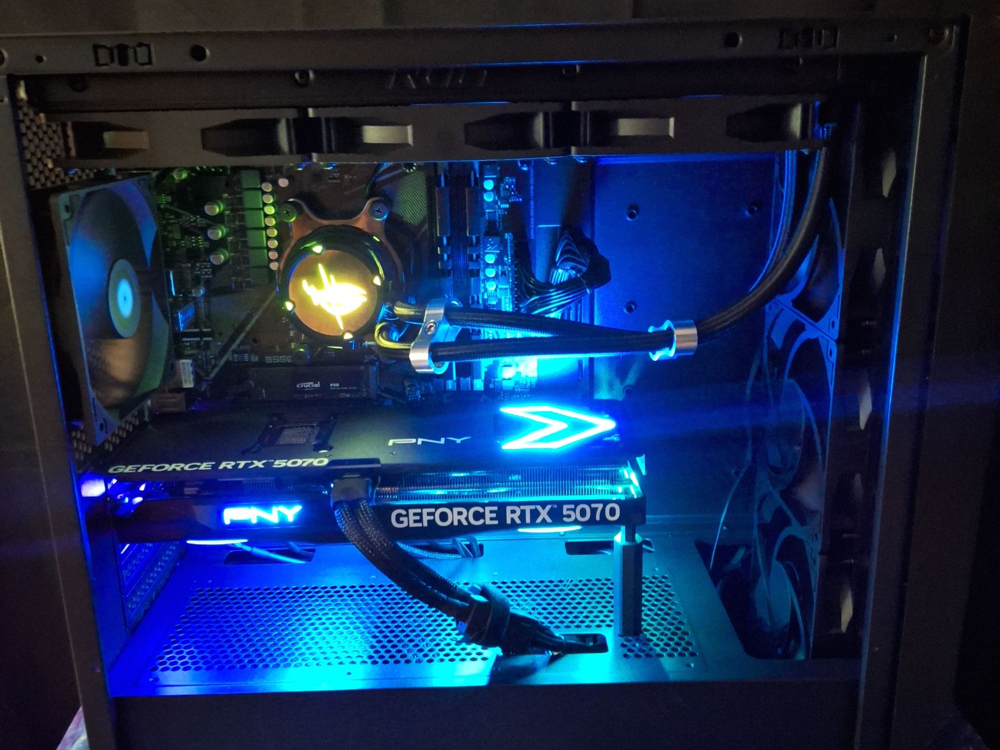 🖤 RTX 5070 + Ryzen 7 • Silent MicroATX Gaming Rig • ROG 360 AIO • DLSS 3 Ready