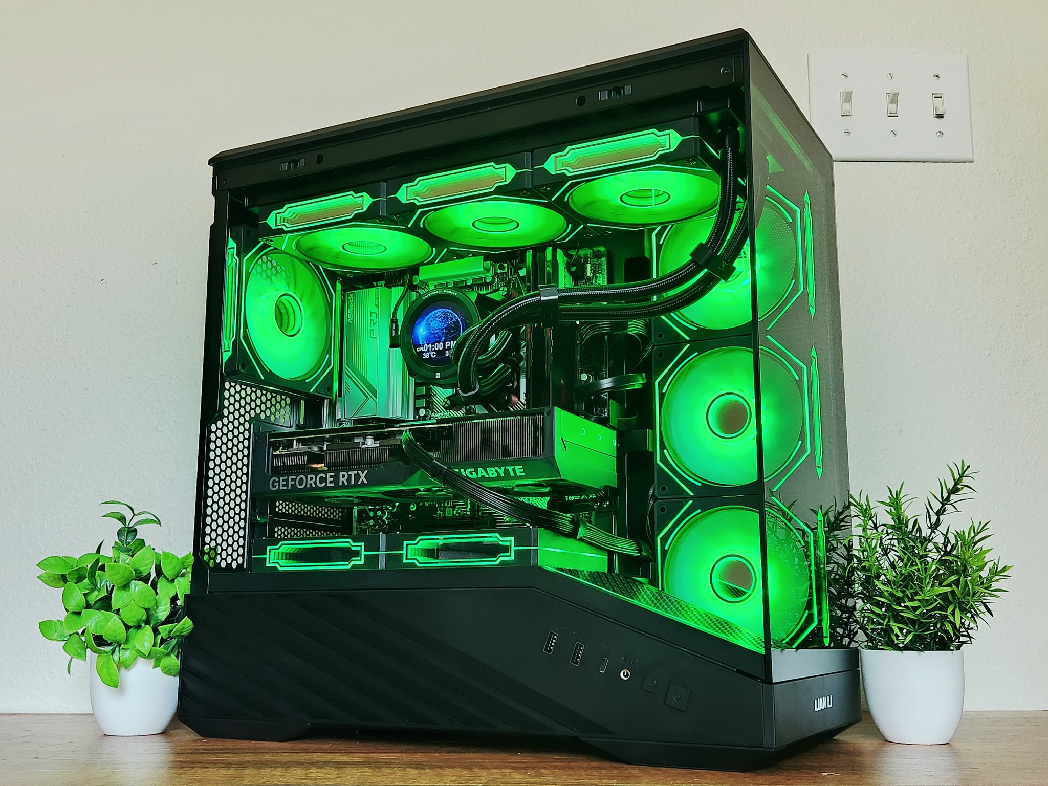 RTX 4070 Super | Ryzen 7 7700X | 32GB DDR5 | 2TB NVMe | WiFi + BT | WINDOWS 11 Pro |⭐Voyager⭐