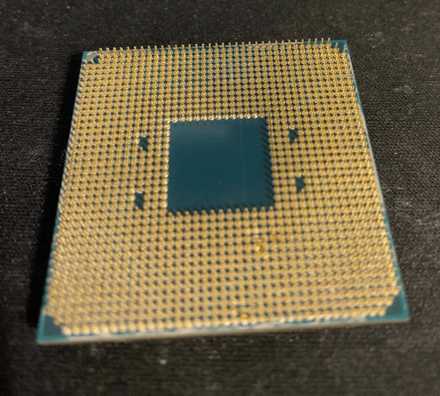 *AS IS* FEW BENT PINS RYZEN 5 3600